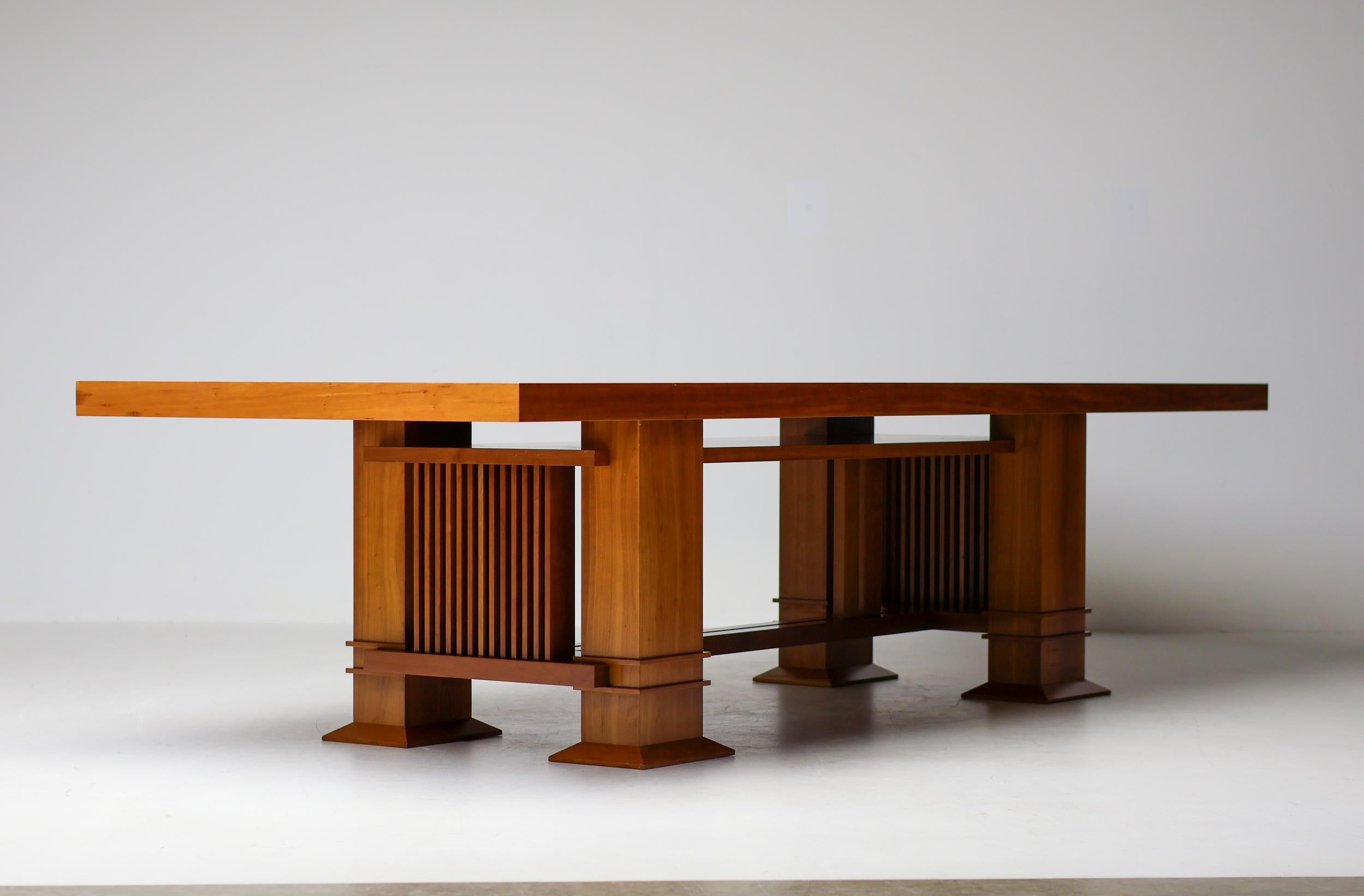 Cassina Taliesin Dining Table with 4 Barrel Chairs by Frank Lloyd Wright For Sale 1