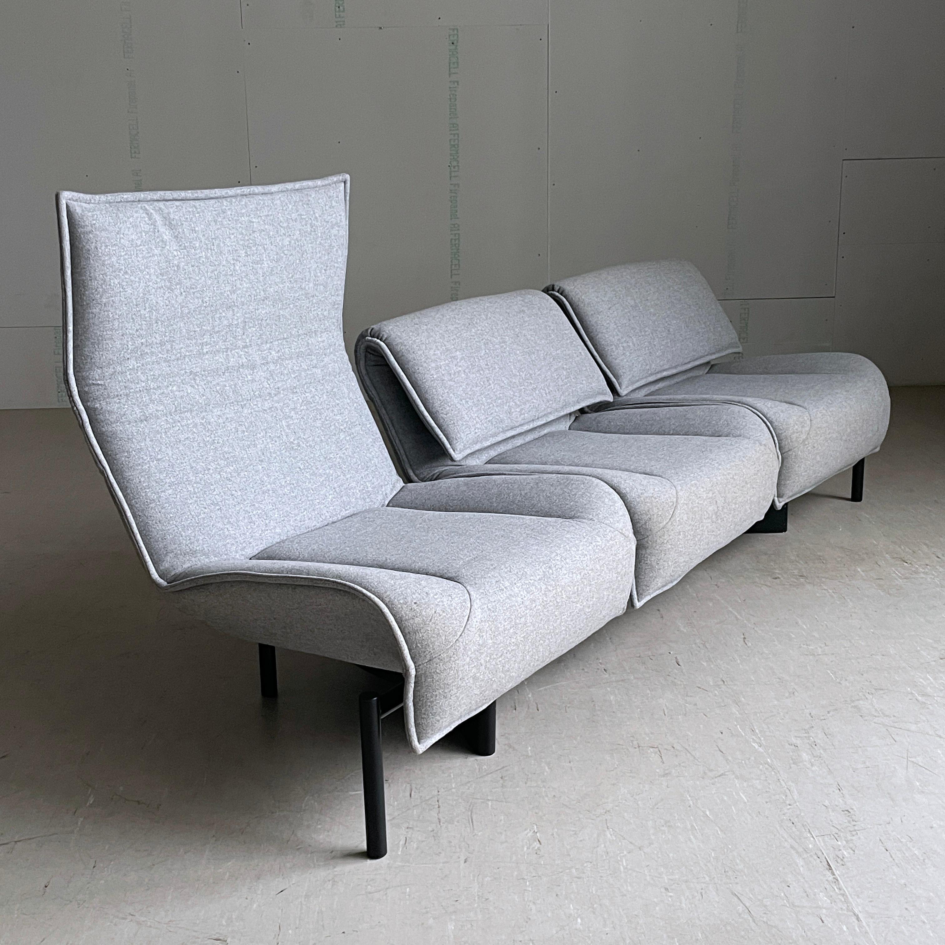20th Century Cassina Veranda 3 seater Sofa by Vico Magistretti For Sale
