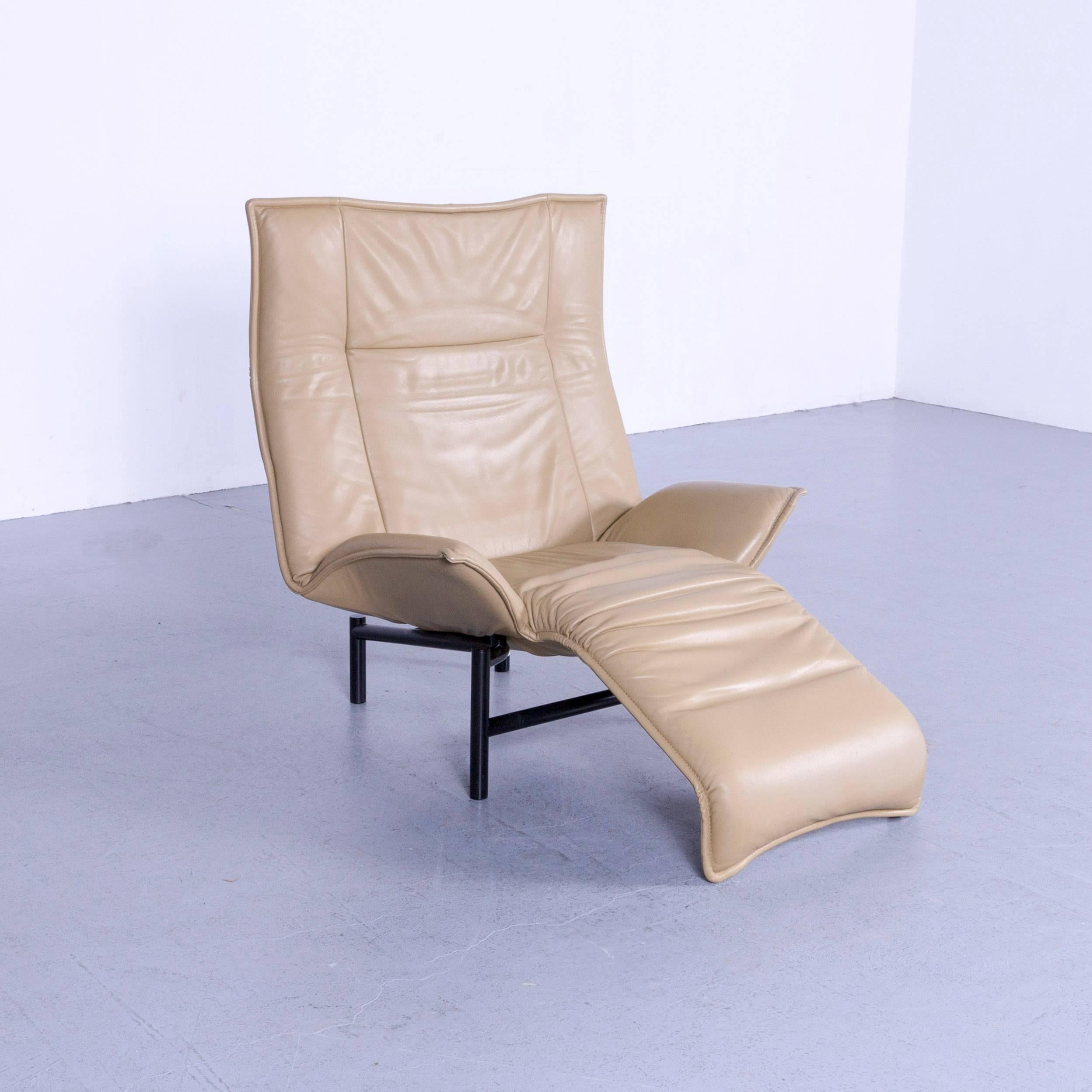 Cassina Veranda designer leather armchair in olive beige with recliner function.