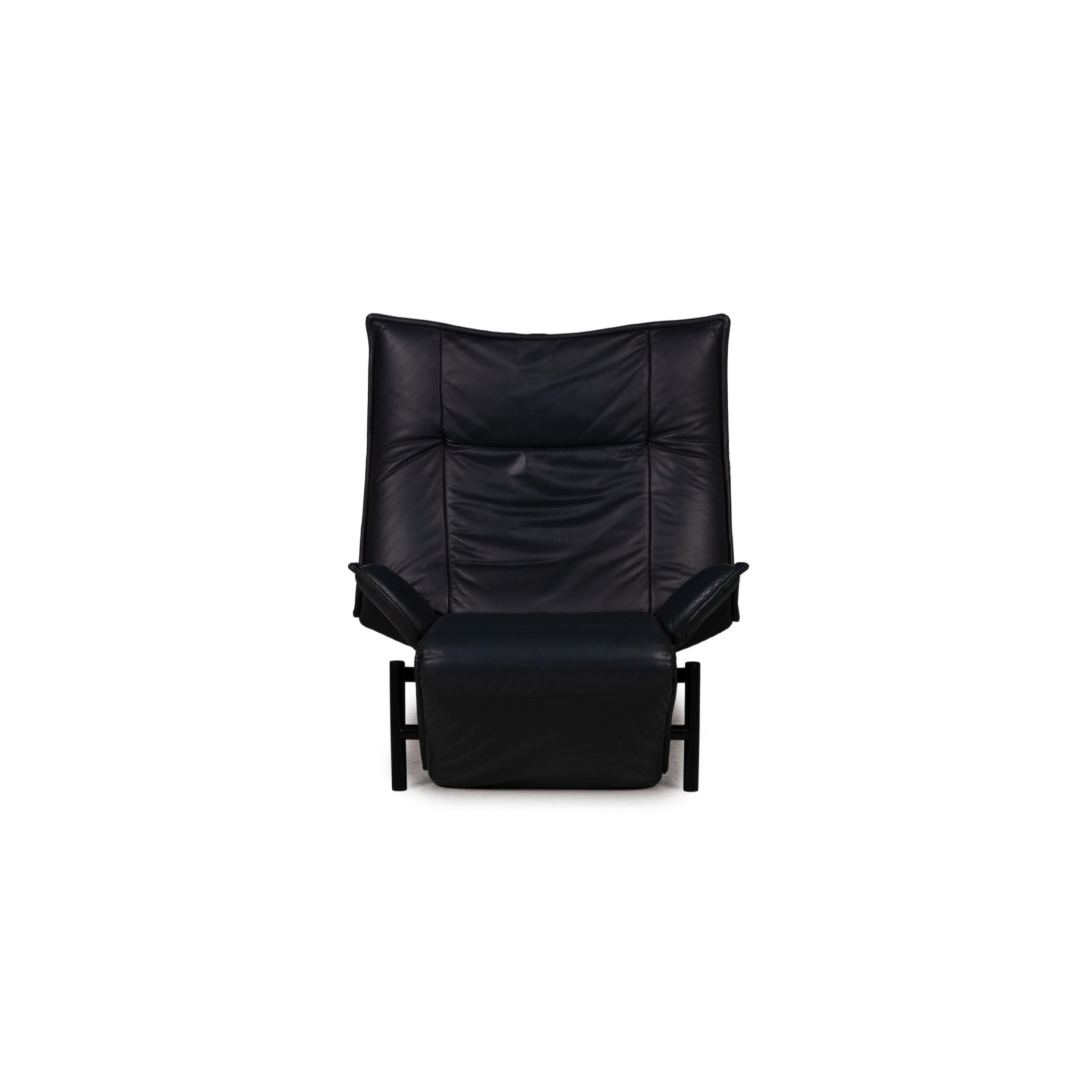 Cassina Veranda Leather Armchair Dark Blue Function Relax Function For Sale 3