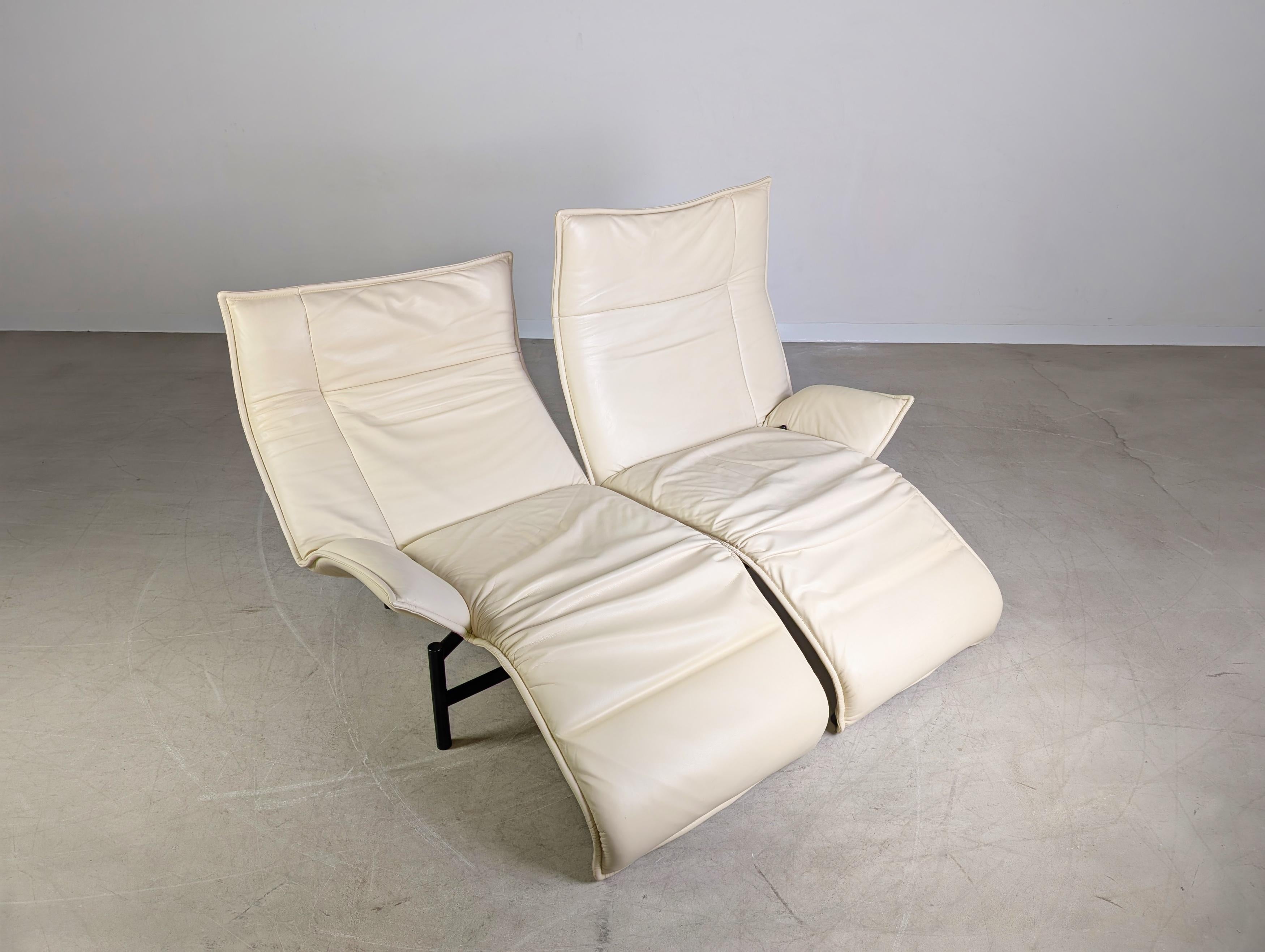 Cassina Veranda Sofa Couch 1980 Vico Magistretti leder hell For Sale 3