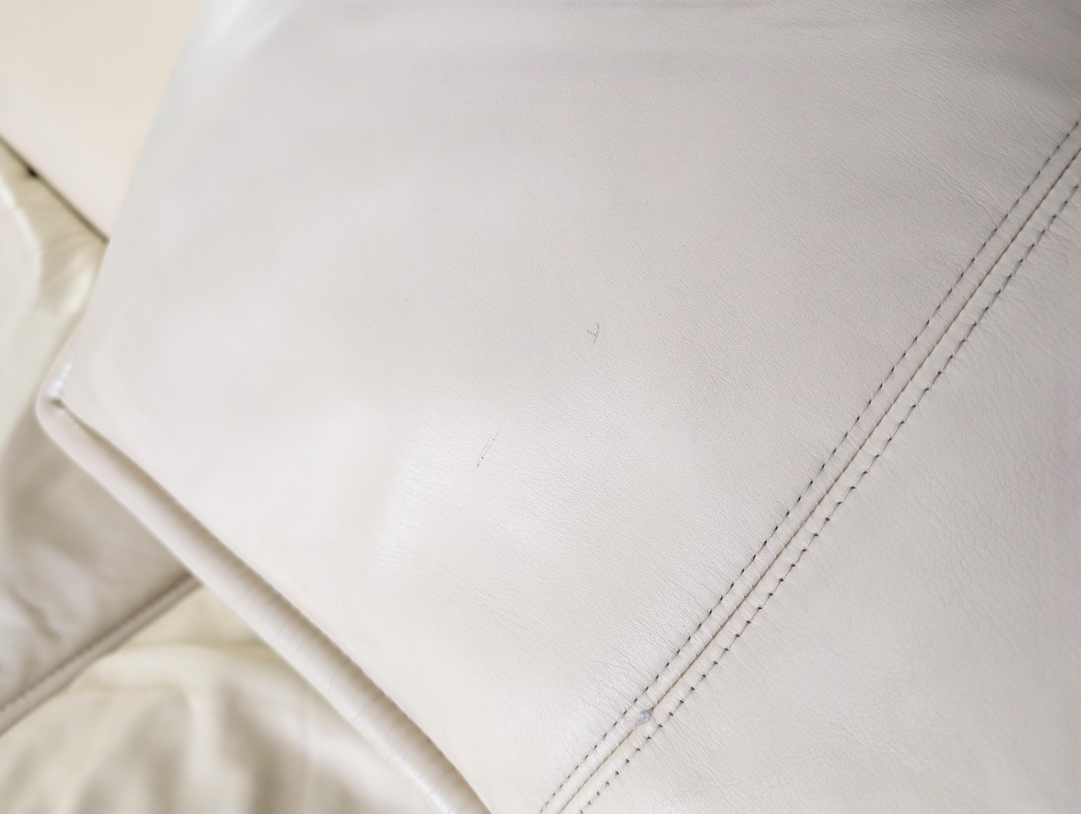 Cassina Veranda Sofa Couch 1980 Vico Magistretti leder hell For Sale 5