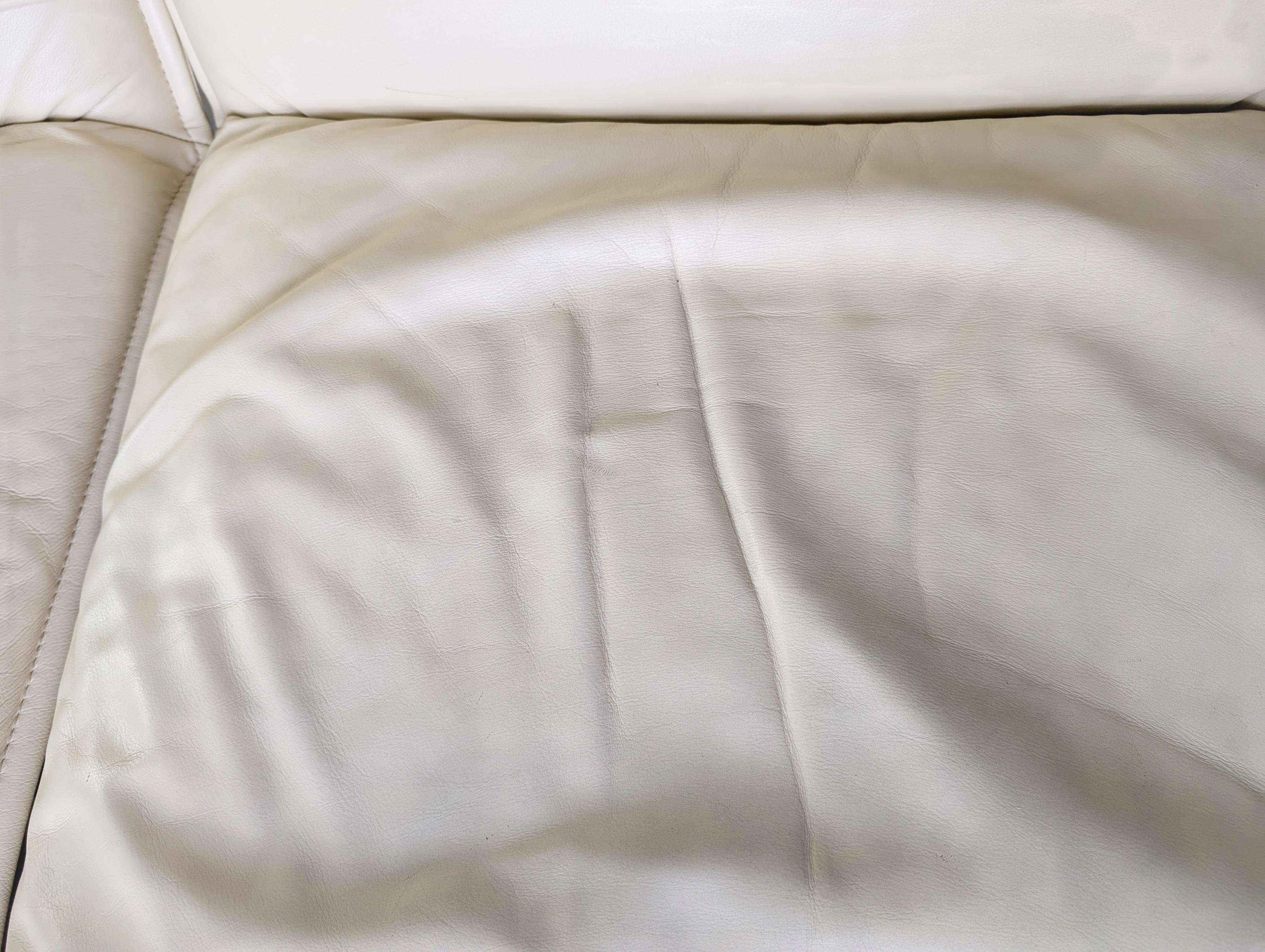 Cassina Veranda Sofa Couch 1980 Vico Magistretti leder hell For Sale 6