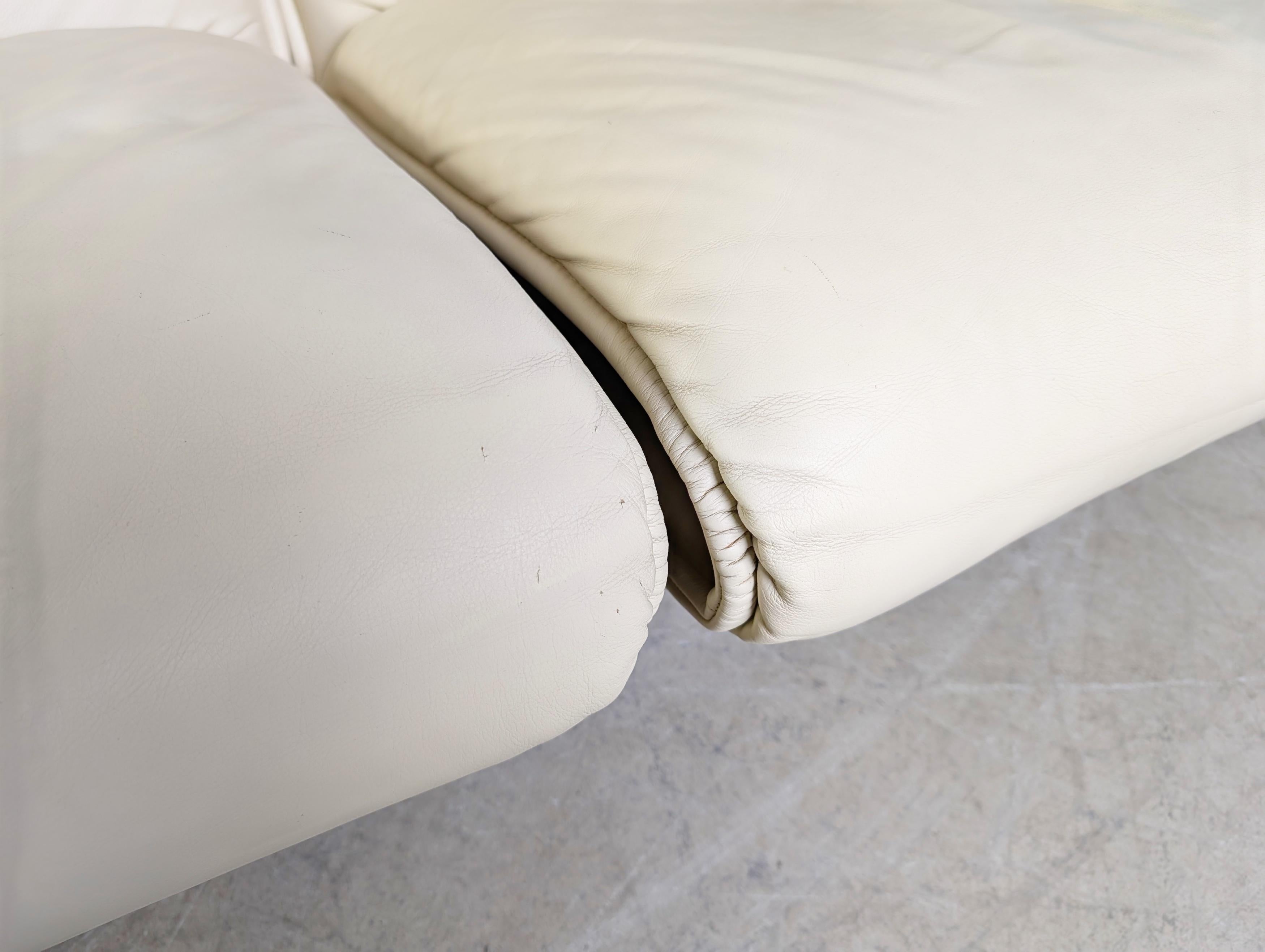 Cassina Veranda Sofa Couch 1980 Vico Magistretti leder hell For Sale 7