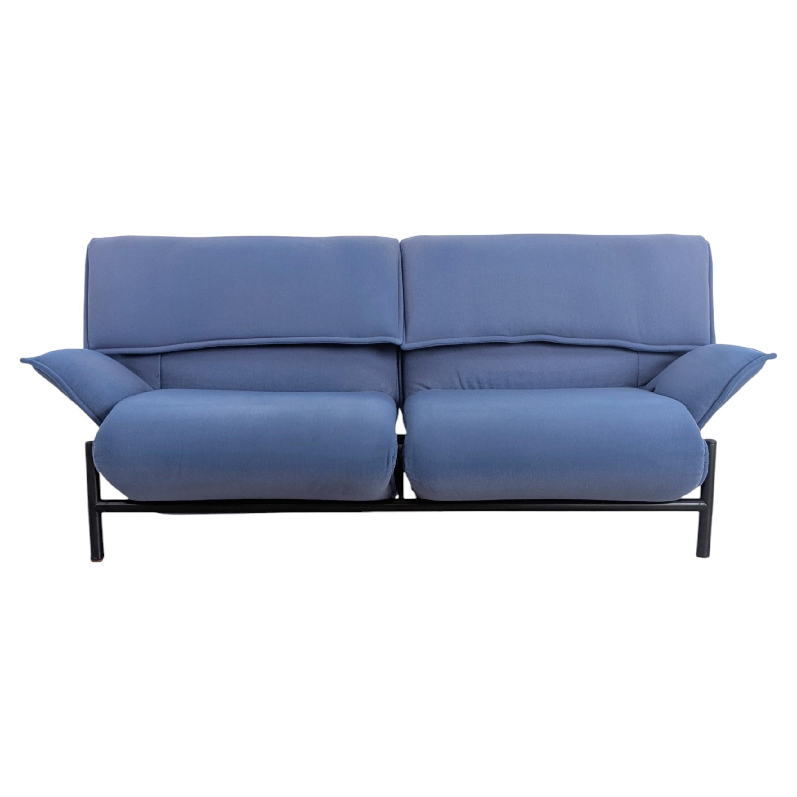 Cassina Veranda Sofa Design Couch Vico Magistretti Stoff blau