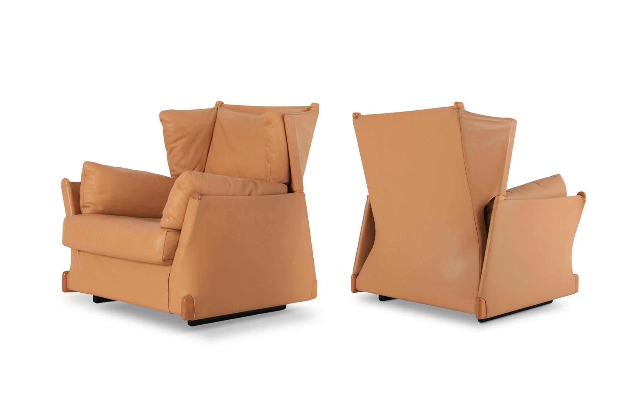Cassina 'Viola d'amore' Armchairs by Piero Martini 4