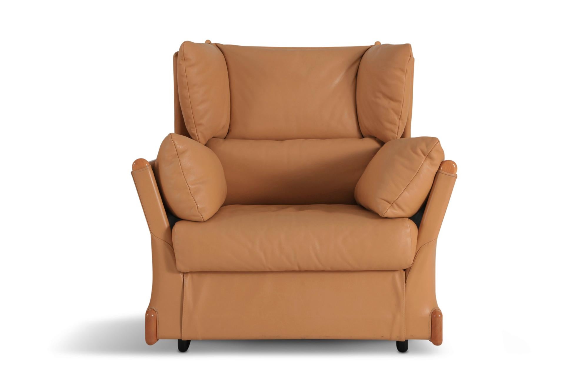 Pelle Poltrone 'Viola d'amore' Cassina di Piero Martini