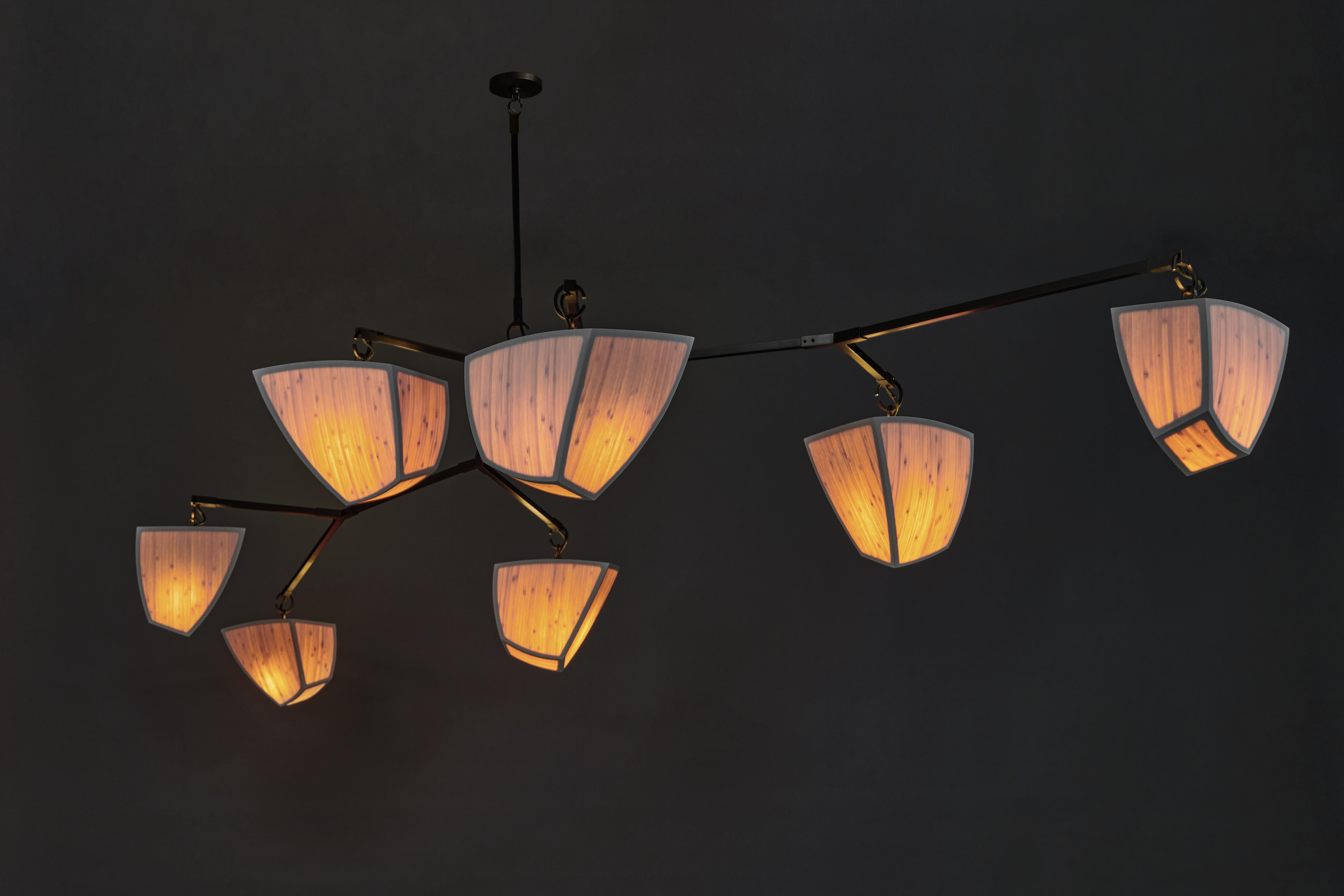 Moderno Lampadario mobile Bamboo Cassiopeia 7 V1: 2A3B2C di Andrea Claire Studio in vendita