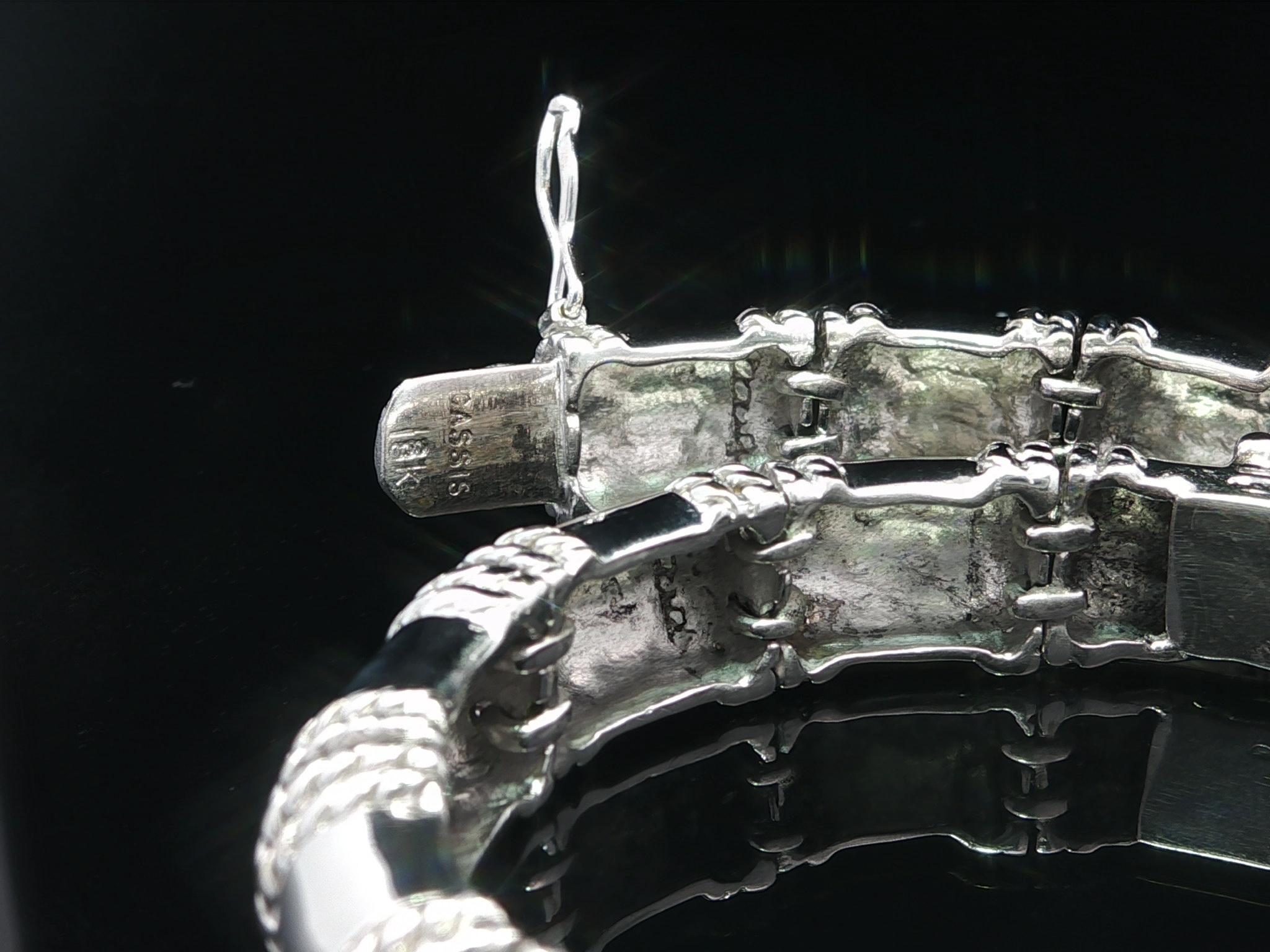 Cassis Bracelet en or blanc 18k avec diamants et fils torsadés polis en vente 4