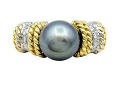 Cassis 9.5 mm Tahitian Pearl and Diamond Ring Set in 18 Karat Yellow Gold