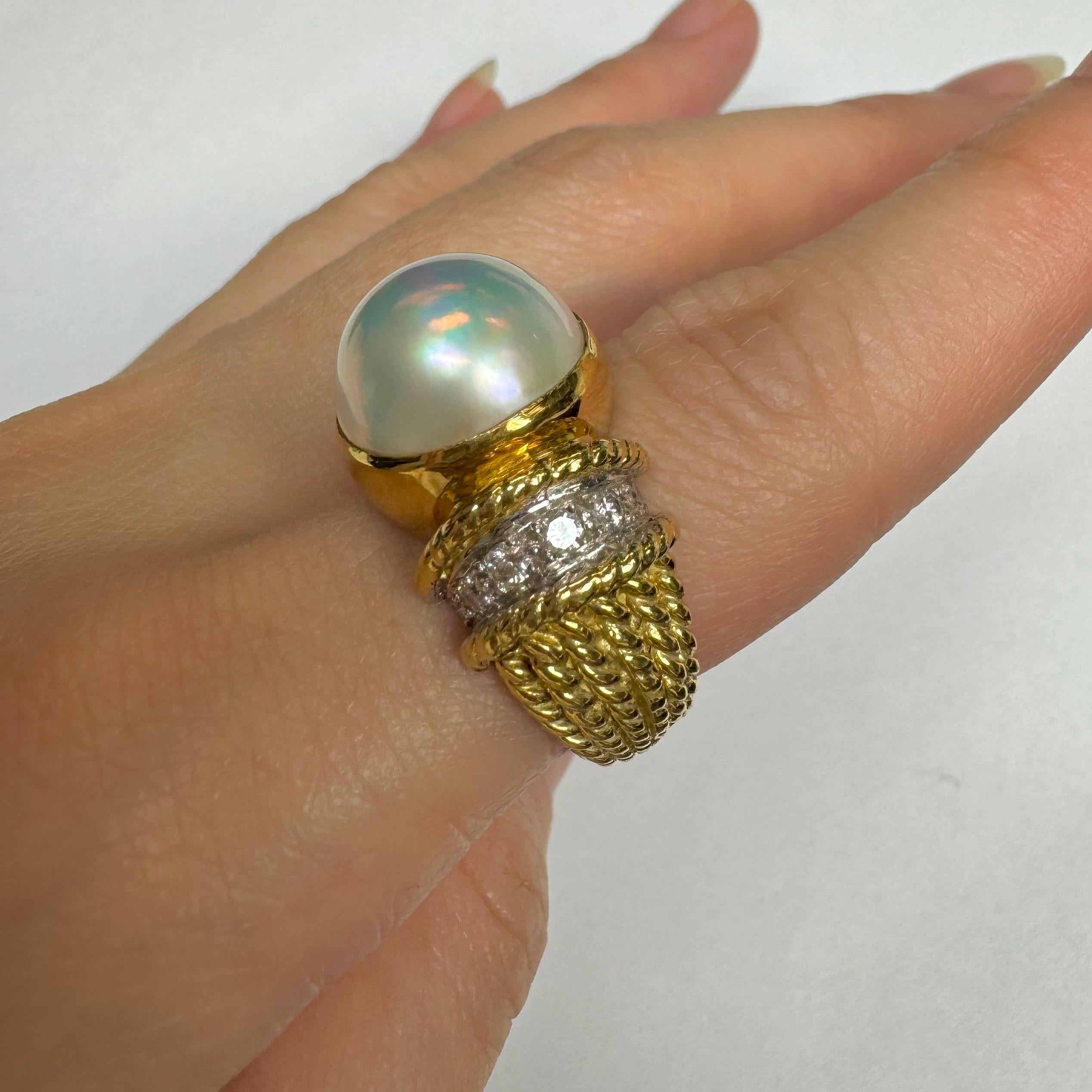 Cassis White Pearl and Diamond Ring in 18k Yellow Gold  For Sale 2