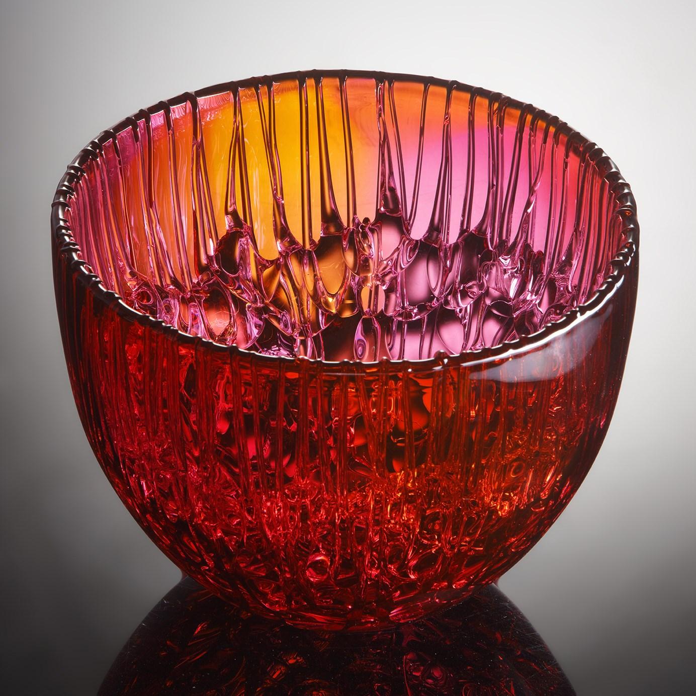 Cassito in Fuchsia & Gold, a Glass Bowl & Centrepiece by Katherine Huskie 4