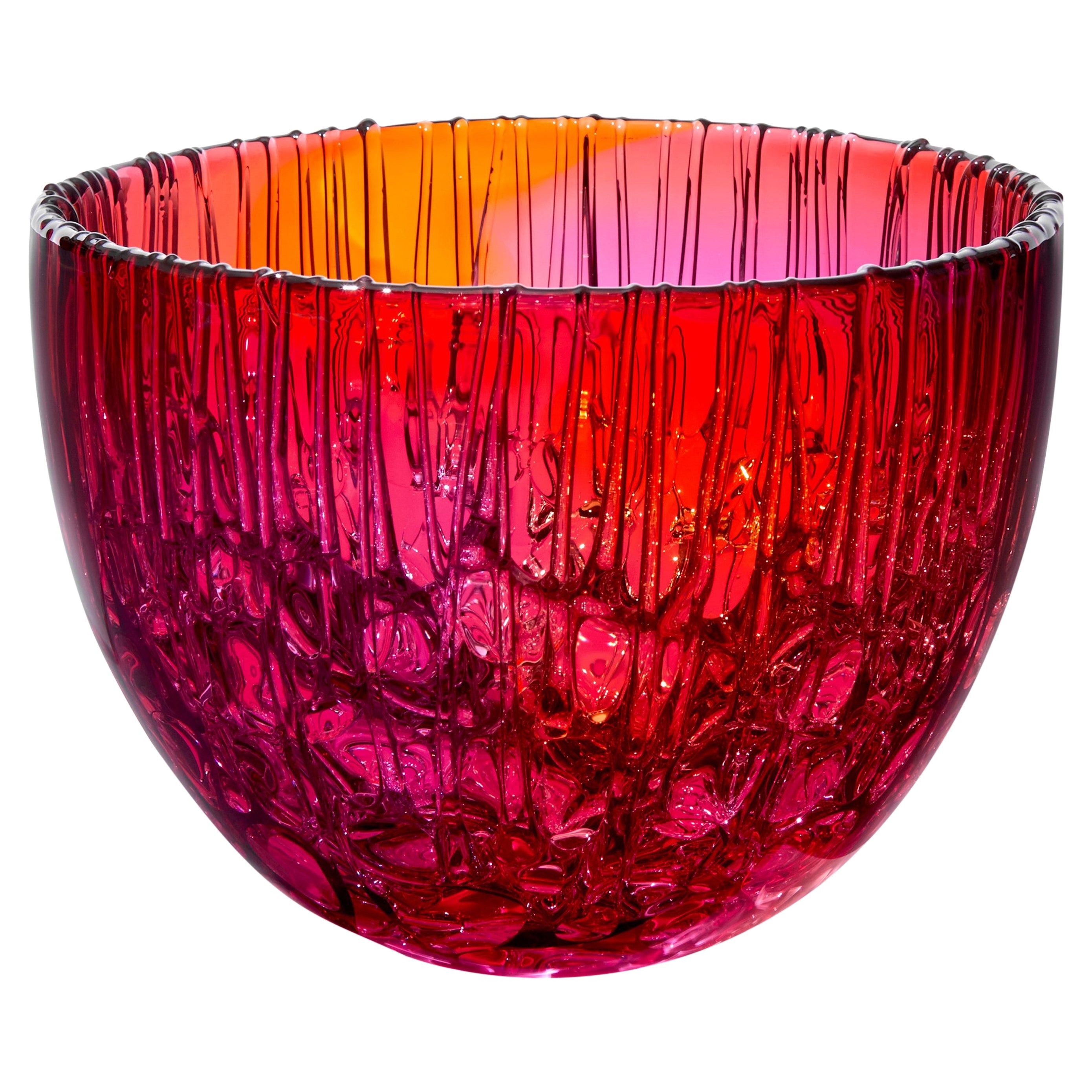 Cassito in Fuchsia 
Gold, a Glass Bowl 
Centrepiece by Katherine Huskie