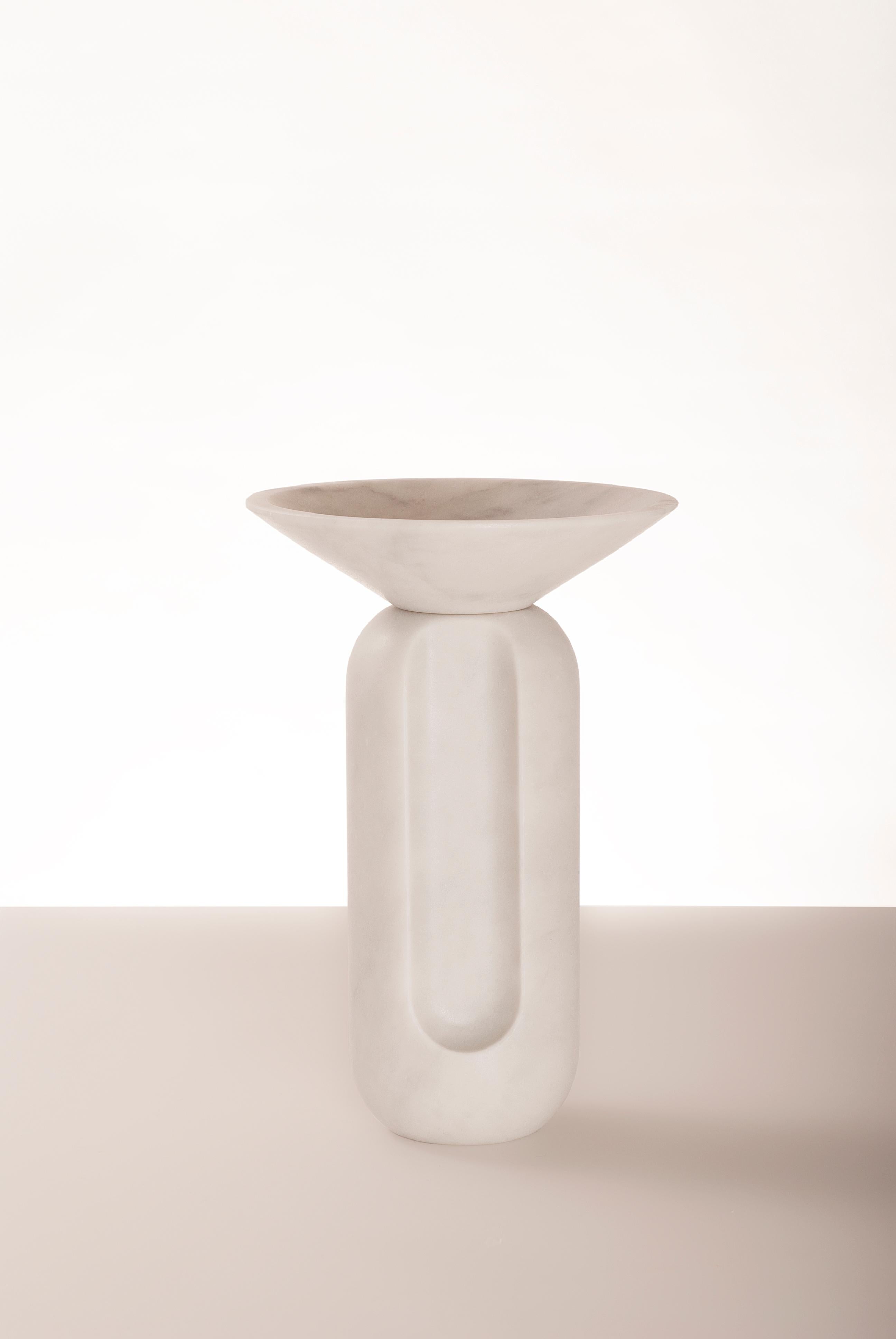 Cassus, Duo-Marble Contemporary Vase, Valentina Cameranesi (Carrara-Marmor)