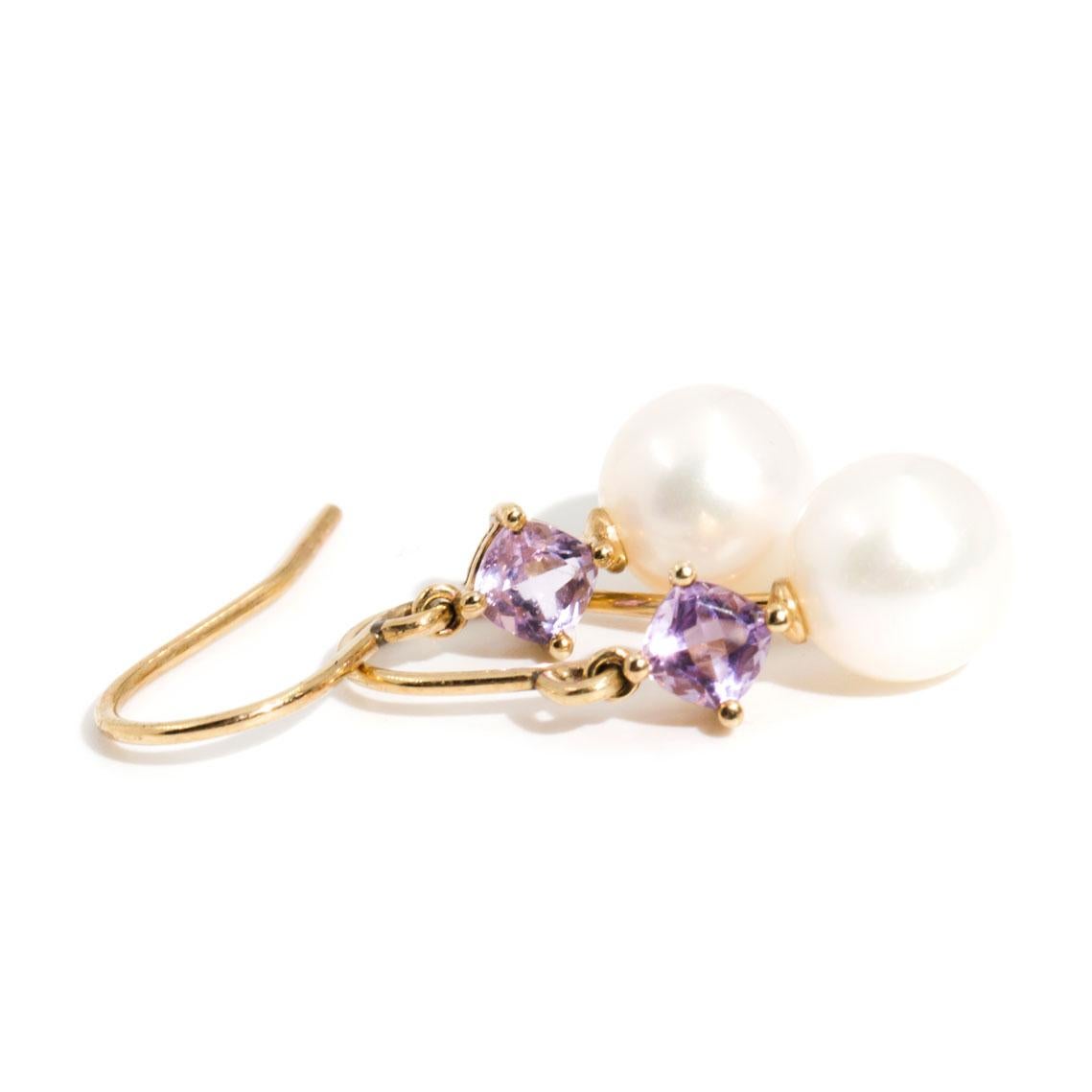 Cassy 9 Carat Yellow Gold Pearl and Cushion Cut Purple Amethyst Drop Earrings In Good Condition In Hamilton, AU