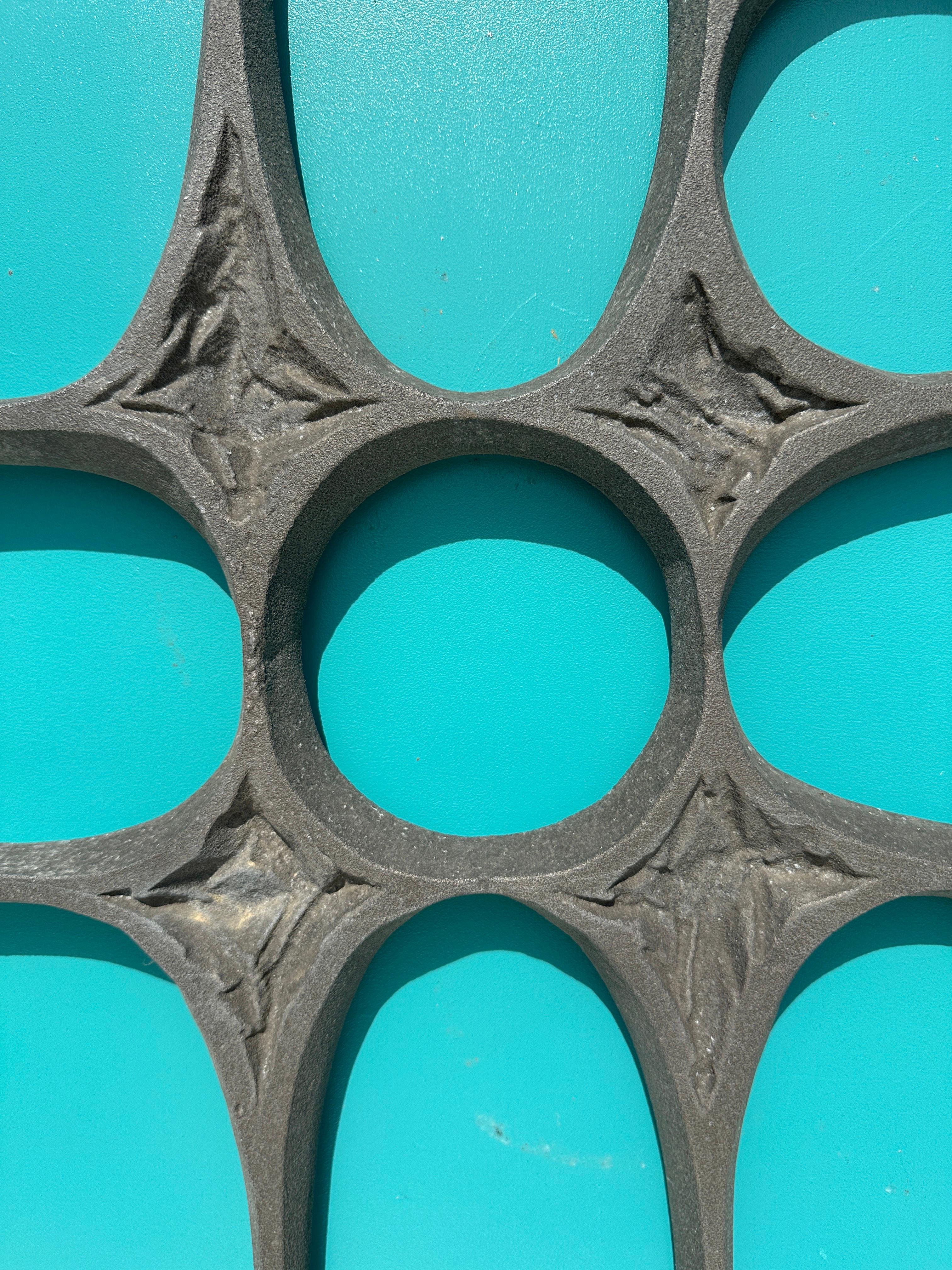 Panel de Puerta Brutalista de Aluminio Fundido en venta 4