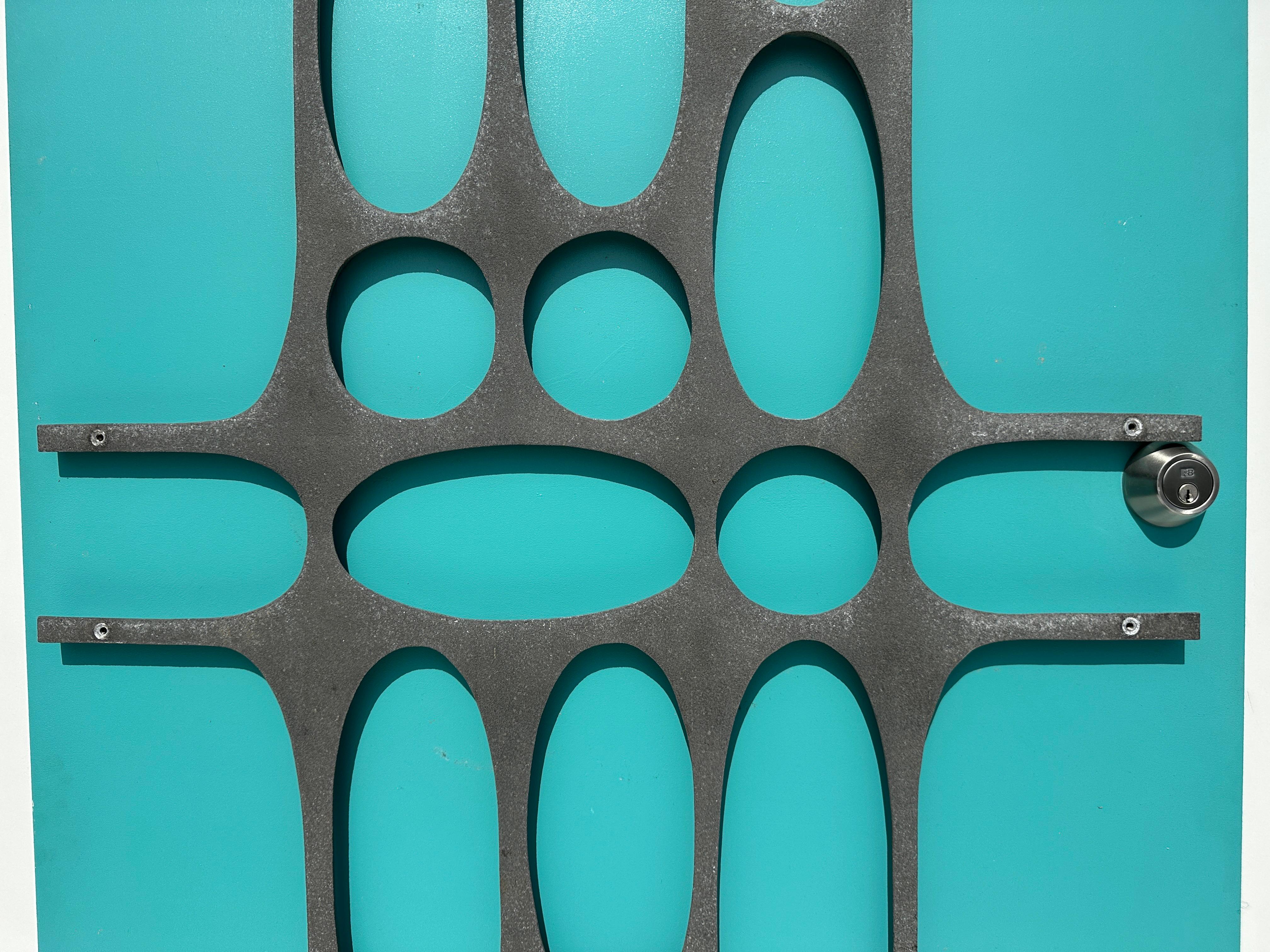 Panel de Puerta Brutalista de Aluminio Fundido en venta 7