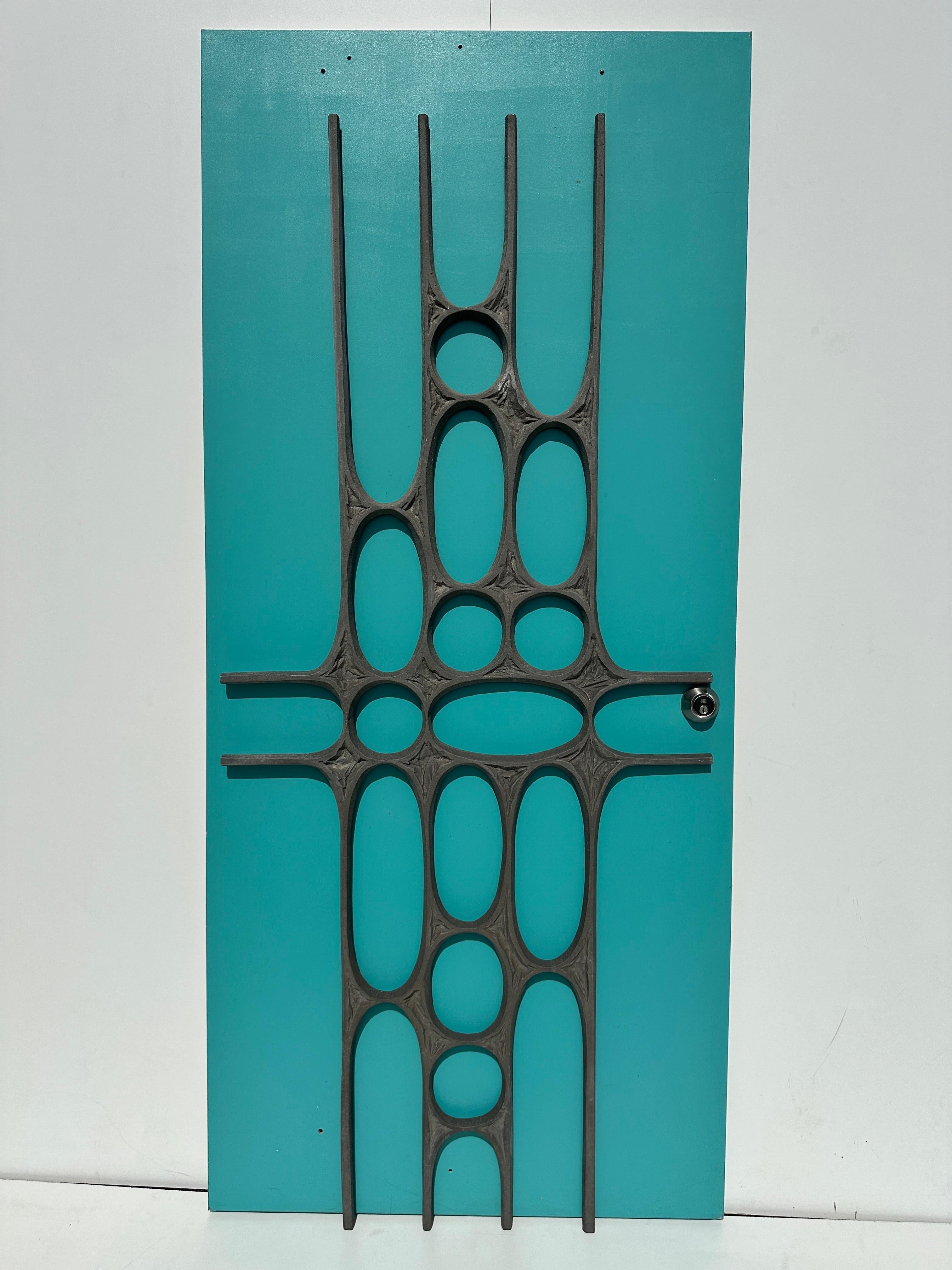 Panel de Puerta Brutalista de Aluminio Fundido Vaciado en venta