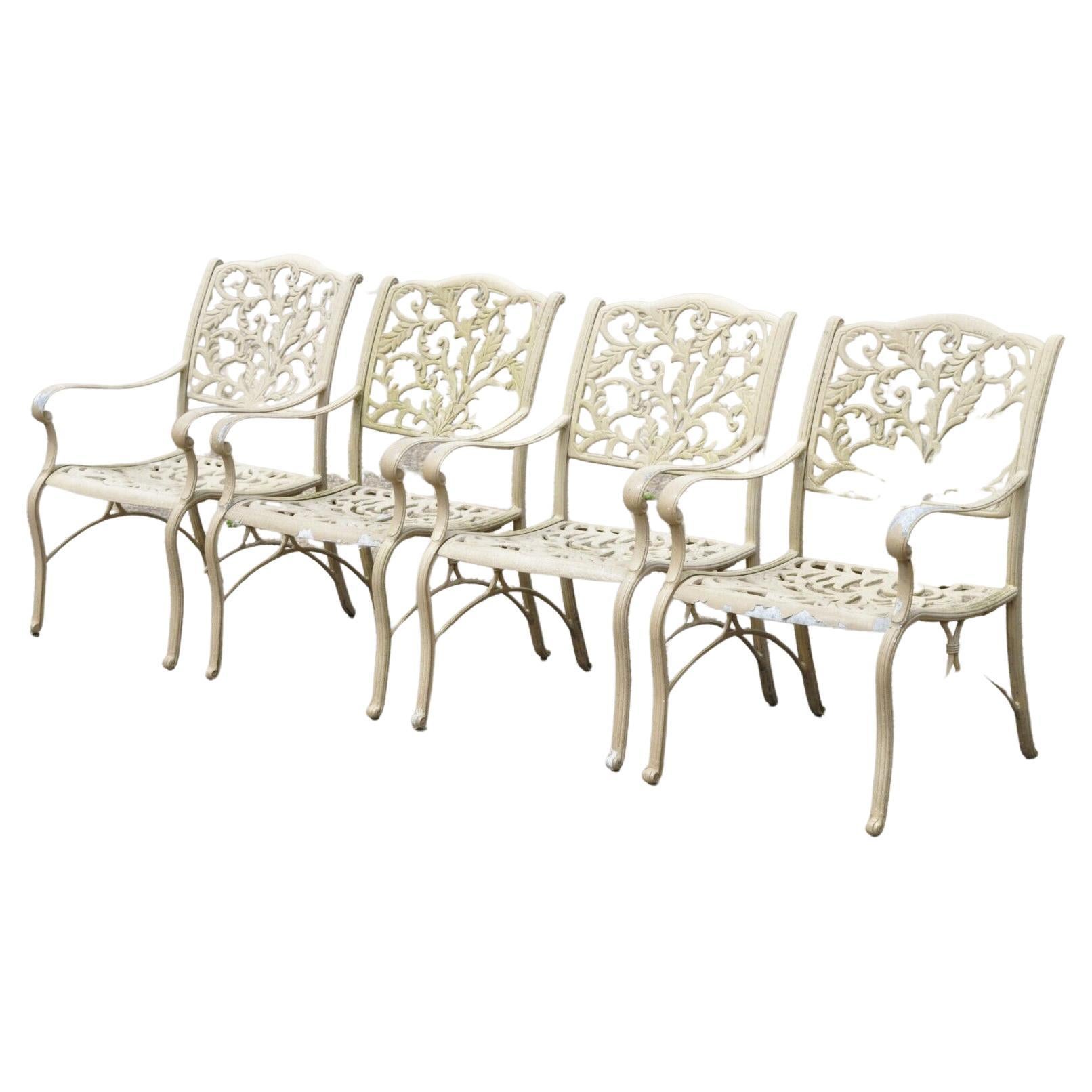 Fauteuils de salle à manger d'extérieur en aluminium moulé et cuir à volutes, lot de 4