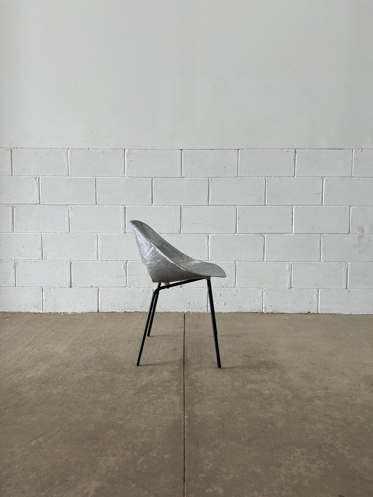 Steiner製 Pierre Guariche Tulip chair pierre-guariche-chairs-model-