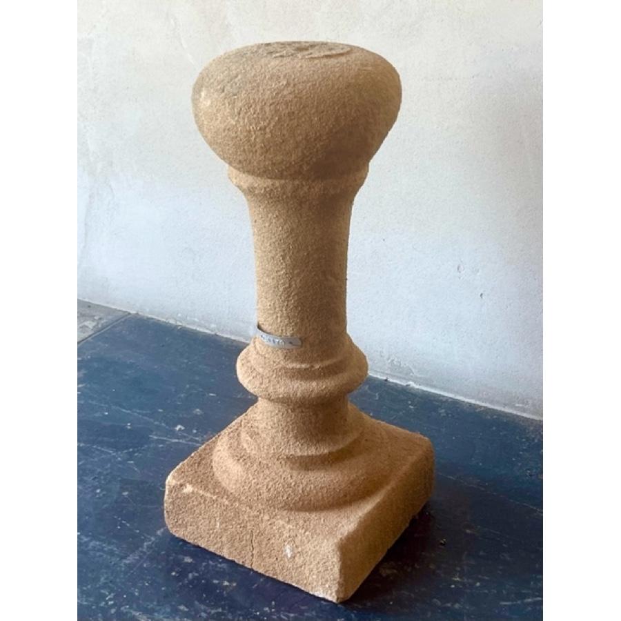 Cast Baluster In Fair Condition For Sale In Scottsdale, AZ