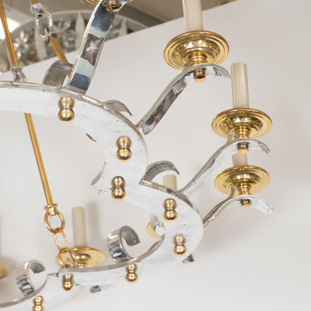 Lampadario in ottone e alluminio fuso In condizioni buone in vendita a Tarrytown, NY