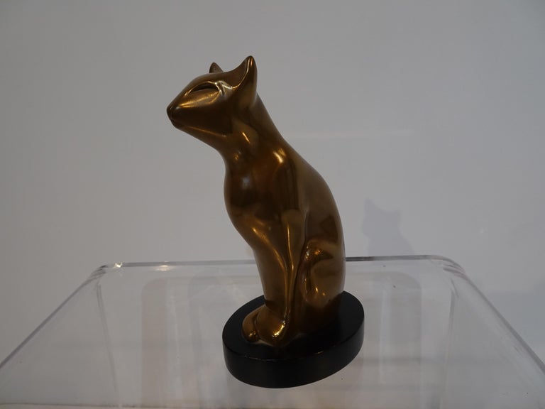 Cast Brass Cat Sculpture by Dewitt In Good Condition For Sale In Cincinnati, OH