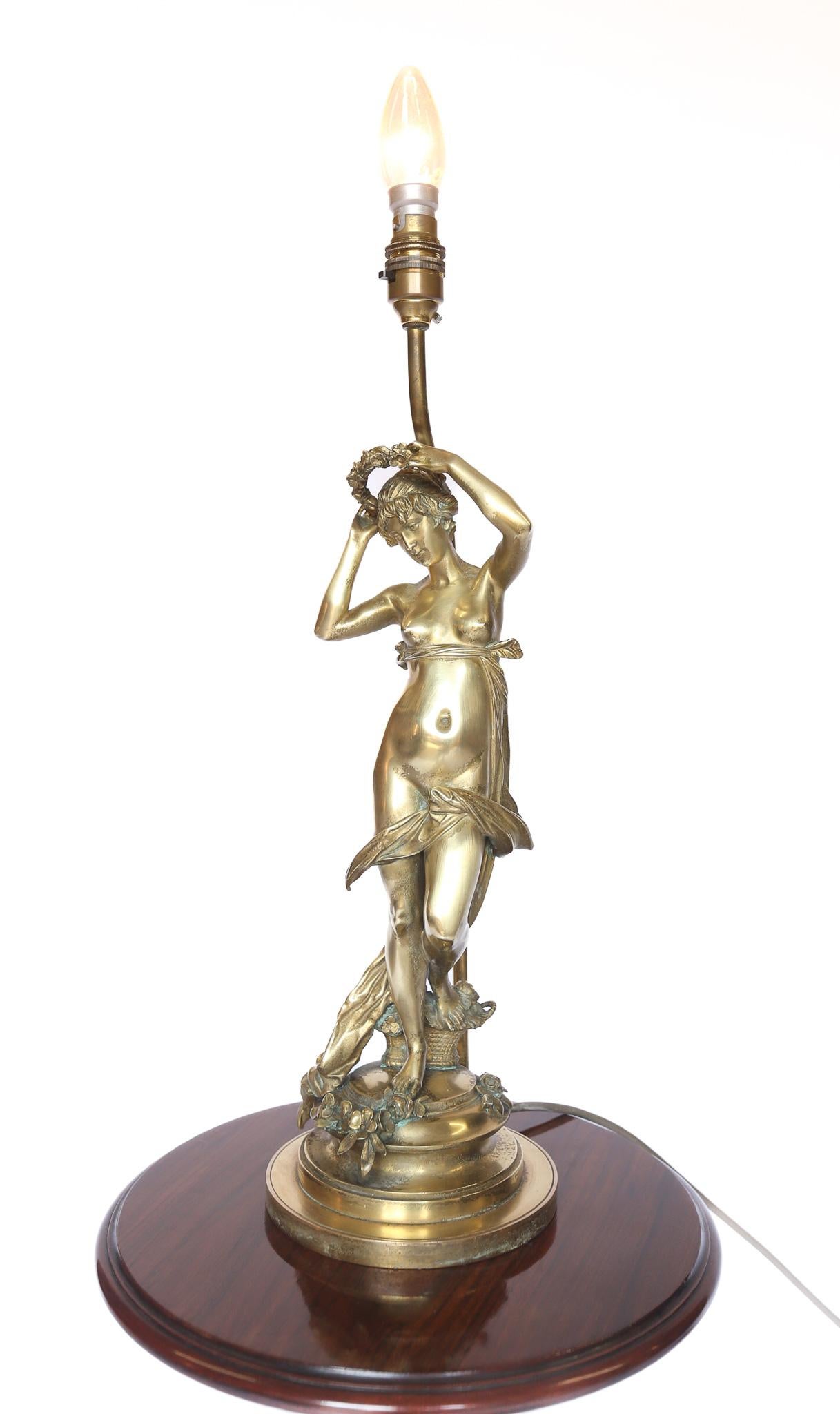 Cast Brass Classical Lady Table Lamp. Grand Tour Style, circa 1920s For Sale 1