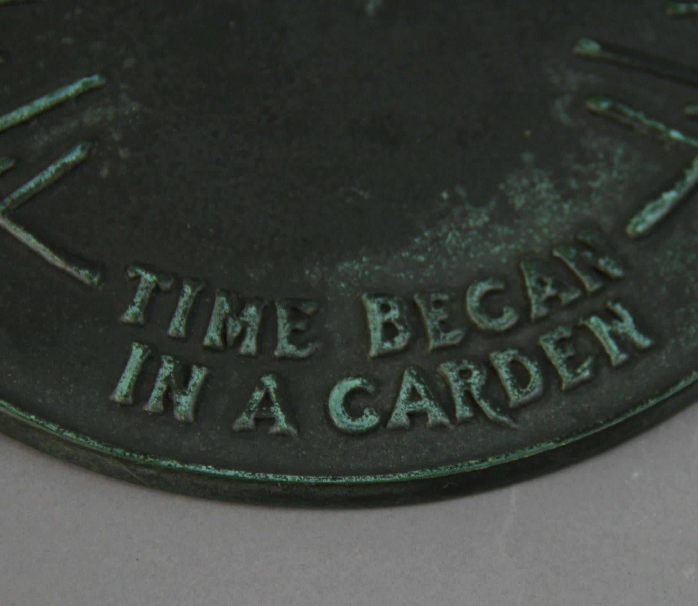 Cast Brass Garden Sundial In Good Condition In Douglas Manor, NY