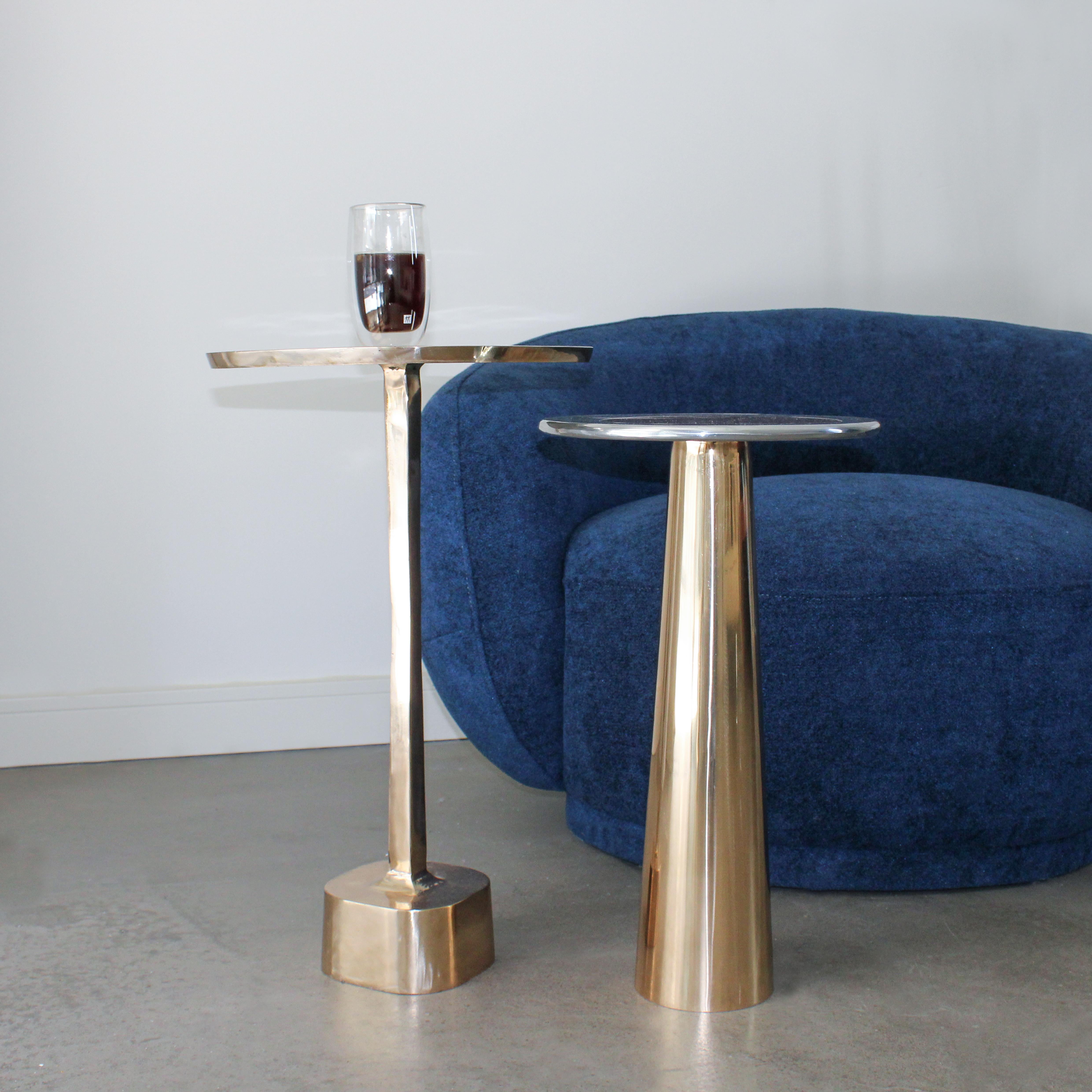 Table d'appoint cône en bronze moulé et aluminium de Studio Sunt en vente 8