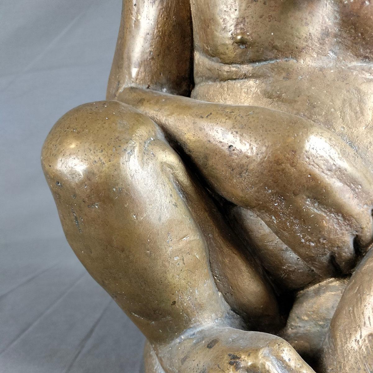Moderno Scultura anonima di scimpanzé in bronzo fuso in vendita