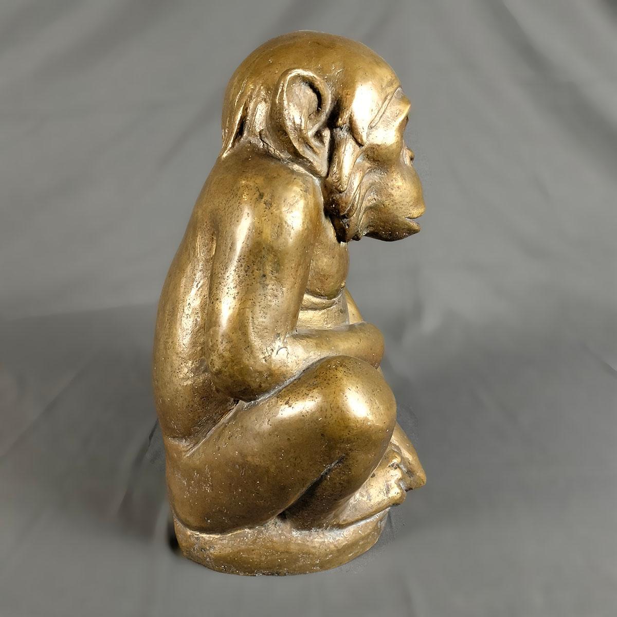 Fine XX secolo Scultura anonima di scimpanzé in bronzo fuso in vendita