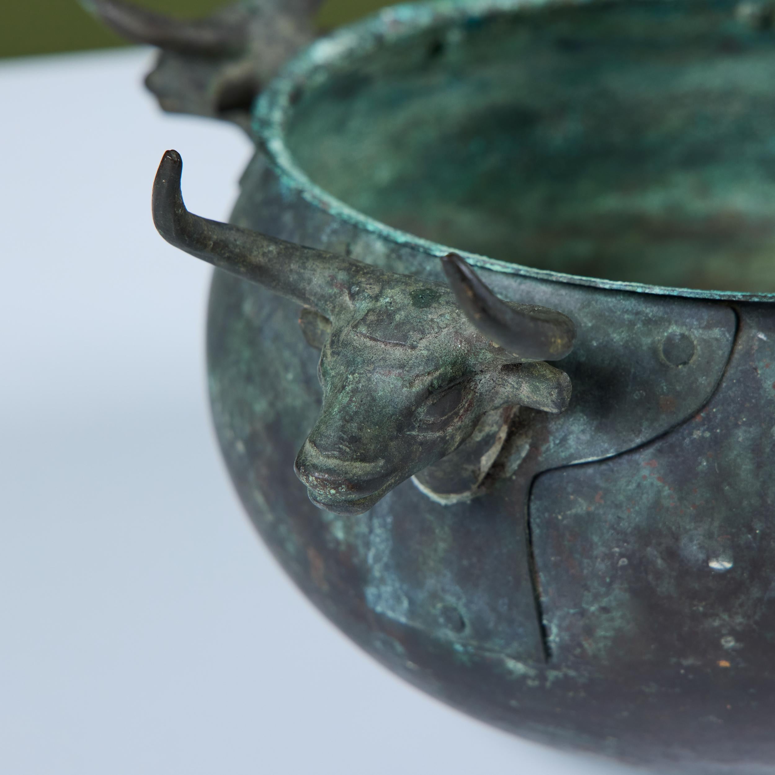 Cuenco Toro de Bronce Fundido en venta 8