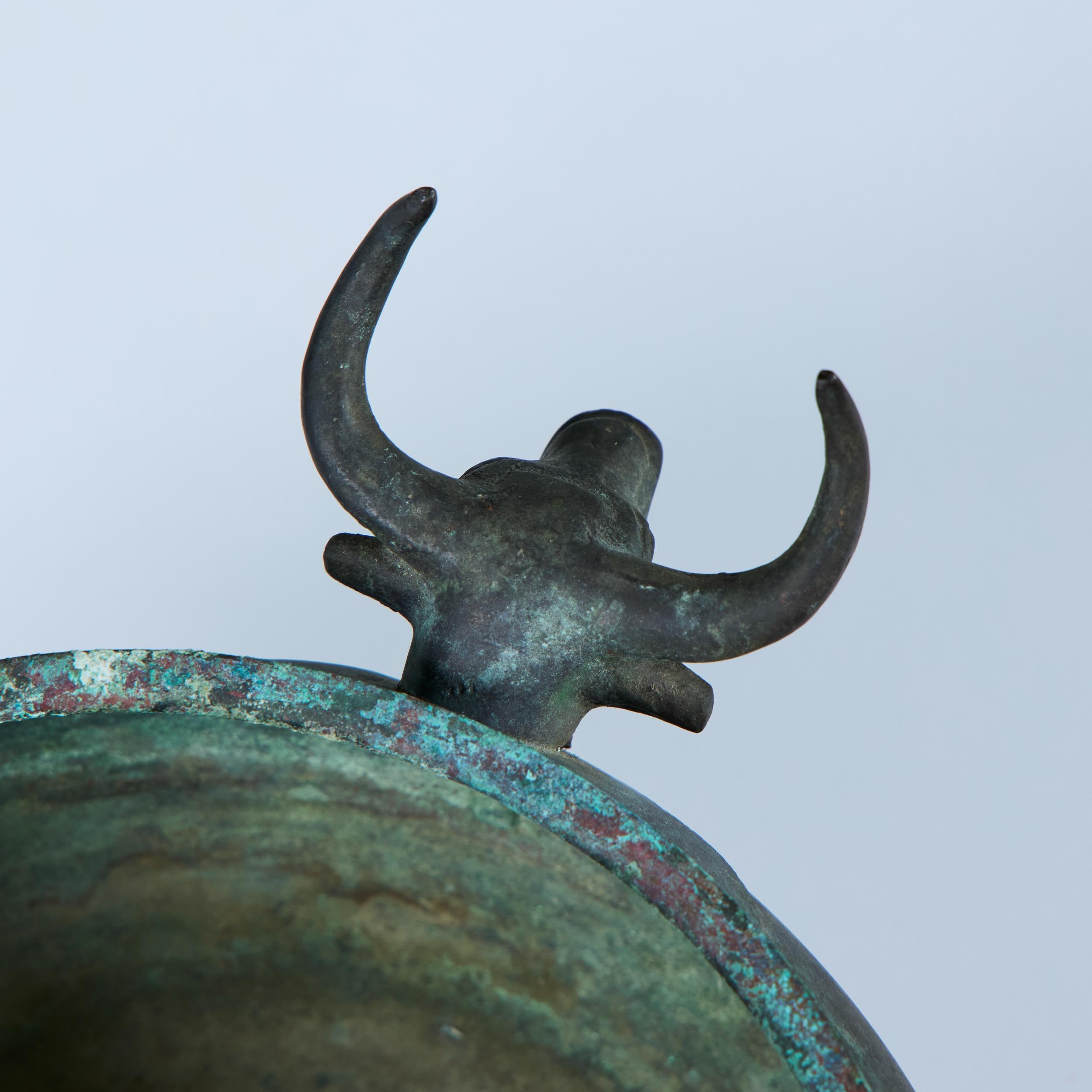 Cuenco Toro de Bronce Fundido en venta 9