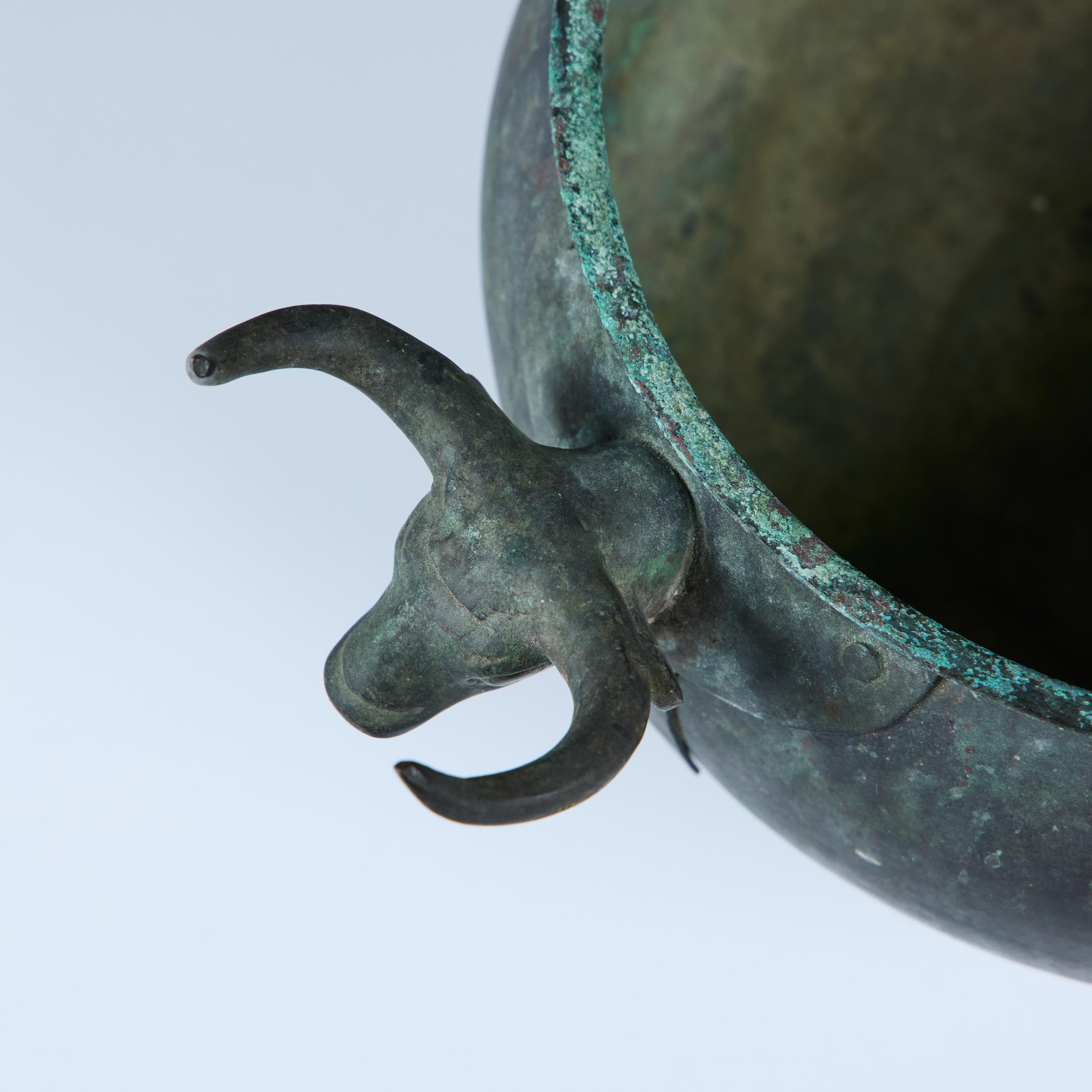 Cuenco Toro de Bronce Fundido en venta 10