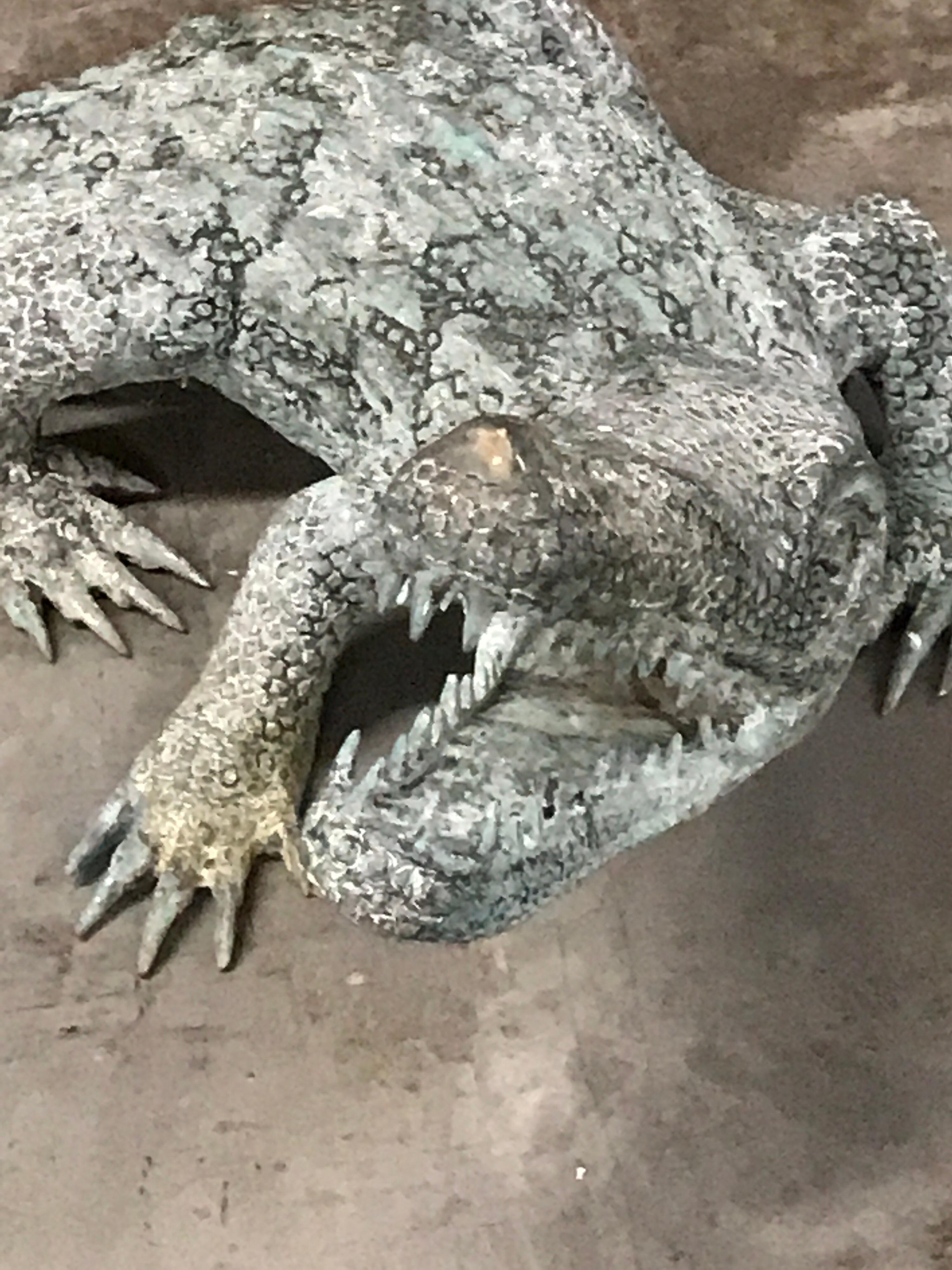 20th Century Cast Bronze Garden Sculpture of an Alligator For Sale