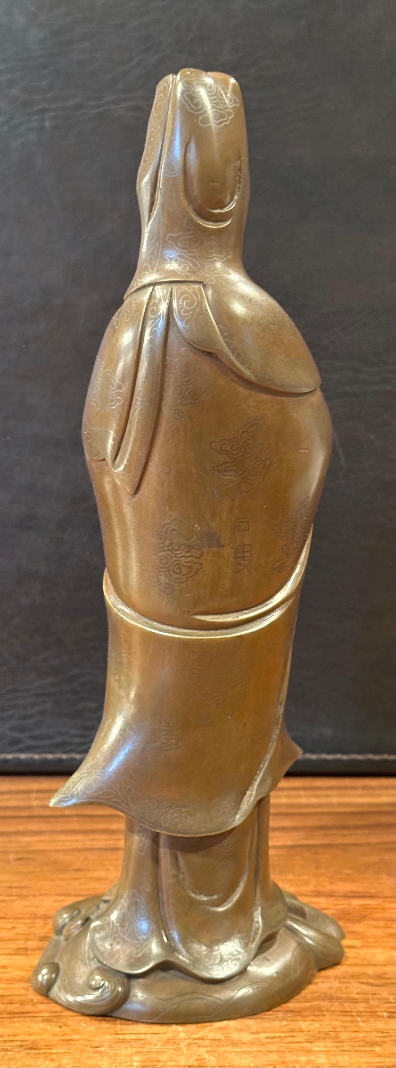 Qing Dynasty Cast Bronze Standing Guanyin with Shisou Mark 2