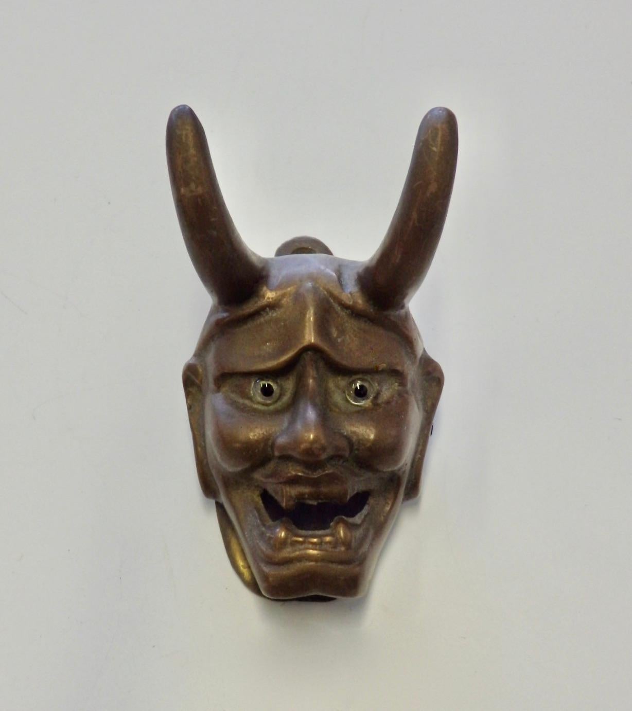 Wand-Memo-Clip aus Bronzeguss mit Hornglasaugen des Teufels oder des Satans:: gestempelt Arthur Court im Angebot 4