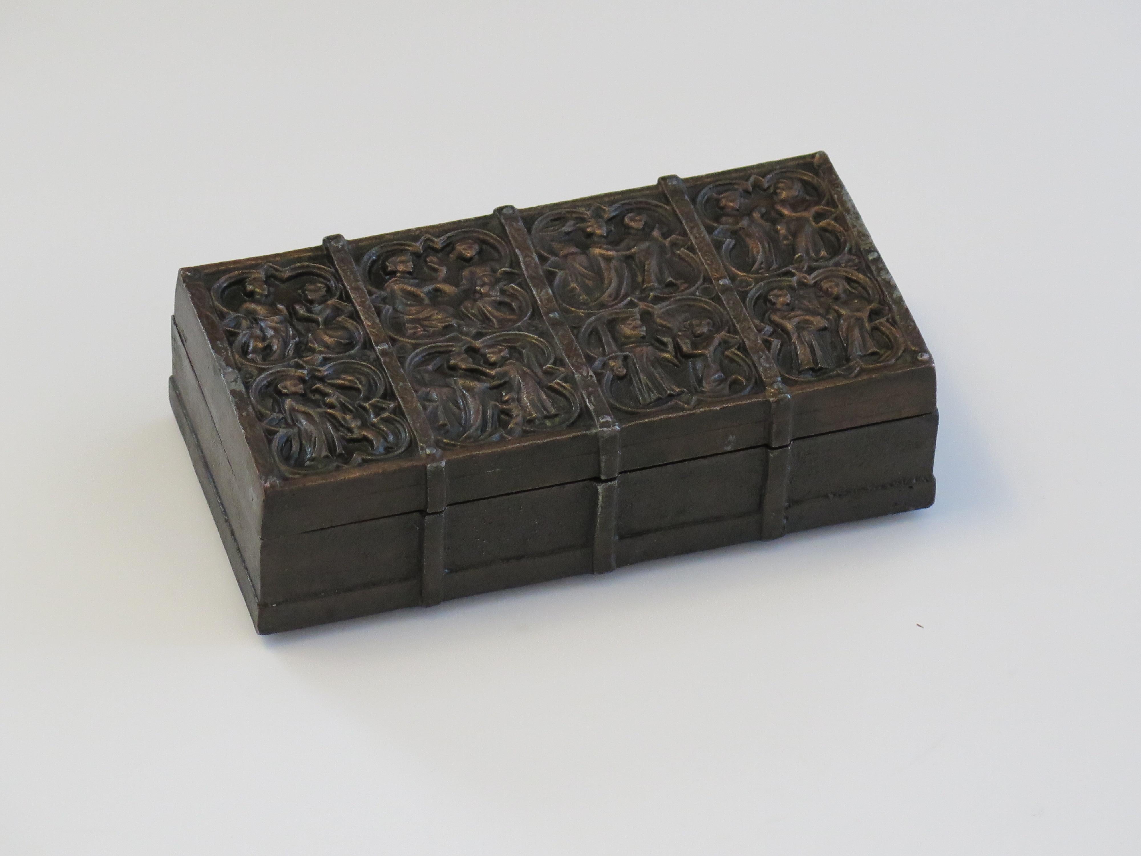 Cast Bronze Lidded Box with Medieval Scenes and hardwood liner, Late 19thC For Sale 9
