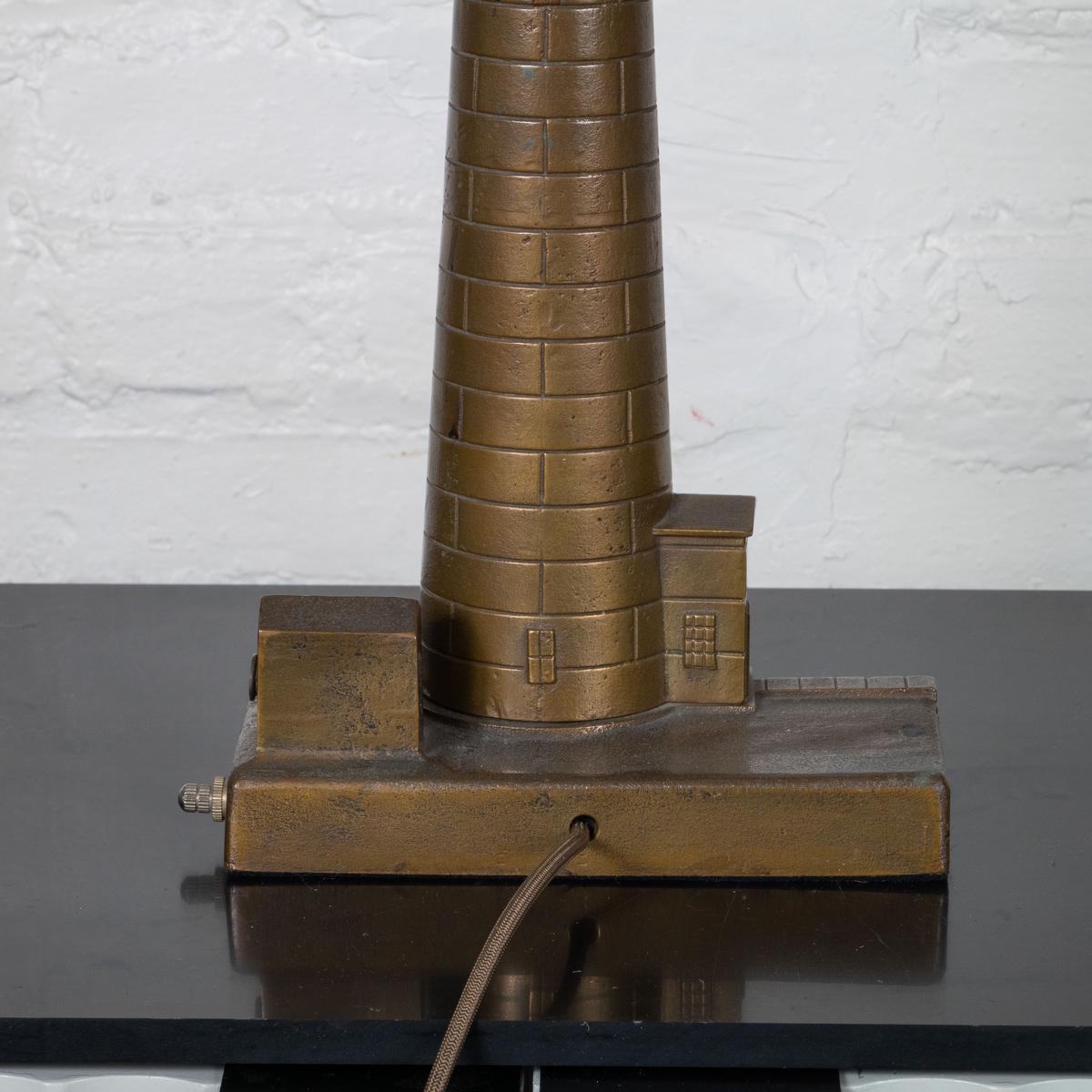Leuchtturm-Tischlampe aus Bronzeguss im Angebot 6