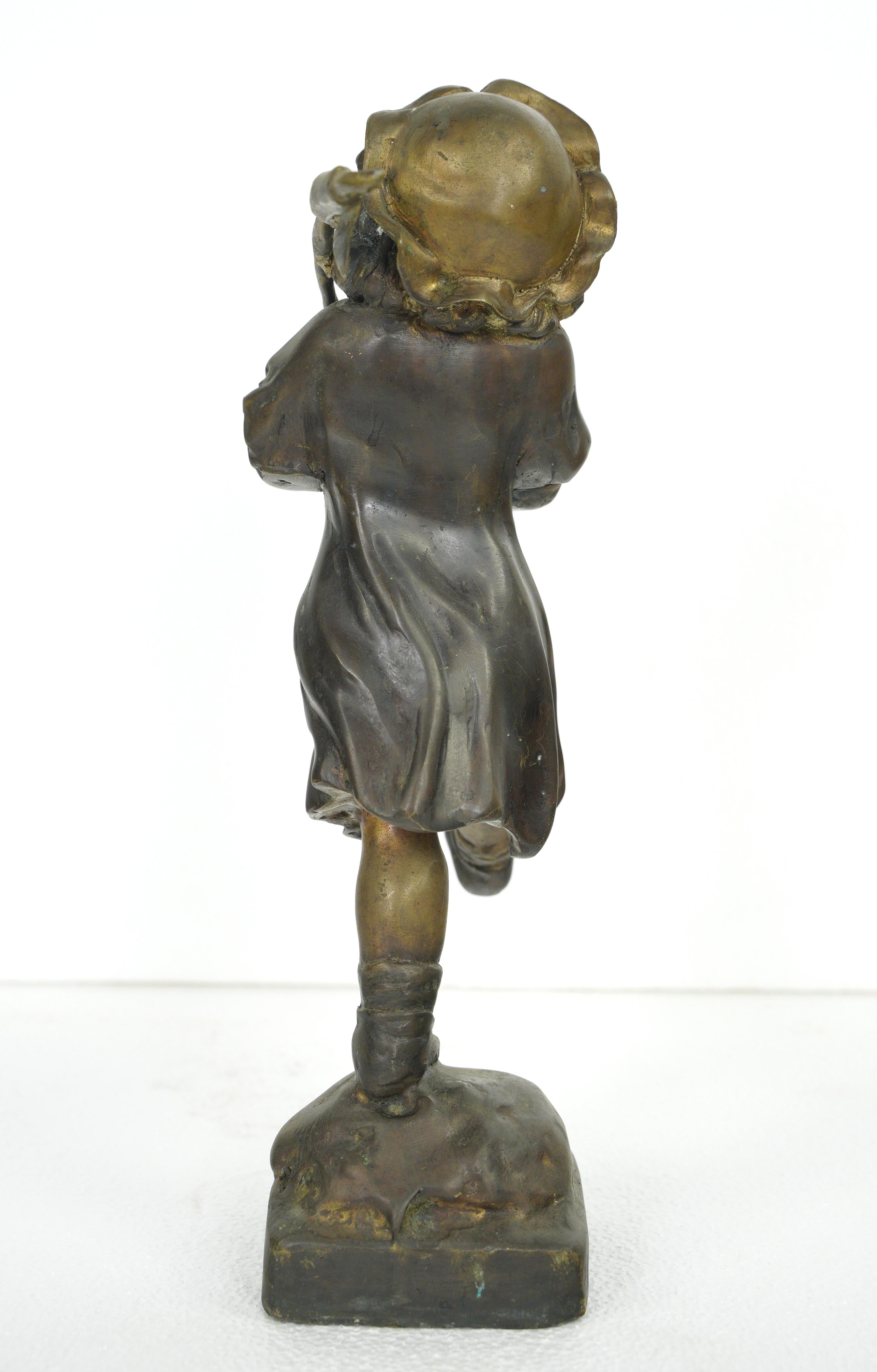 Cast Bronze Marching Girl with Flag Statue For Sale 8