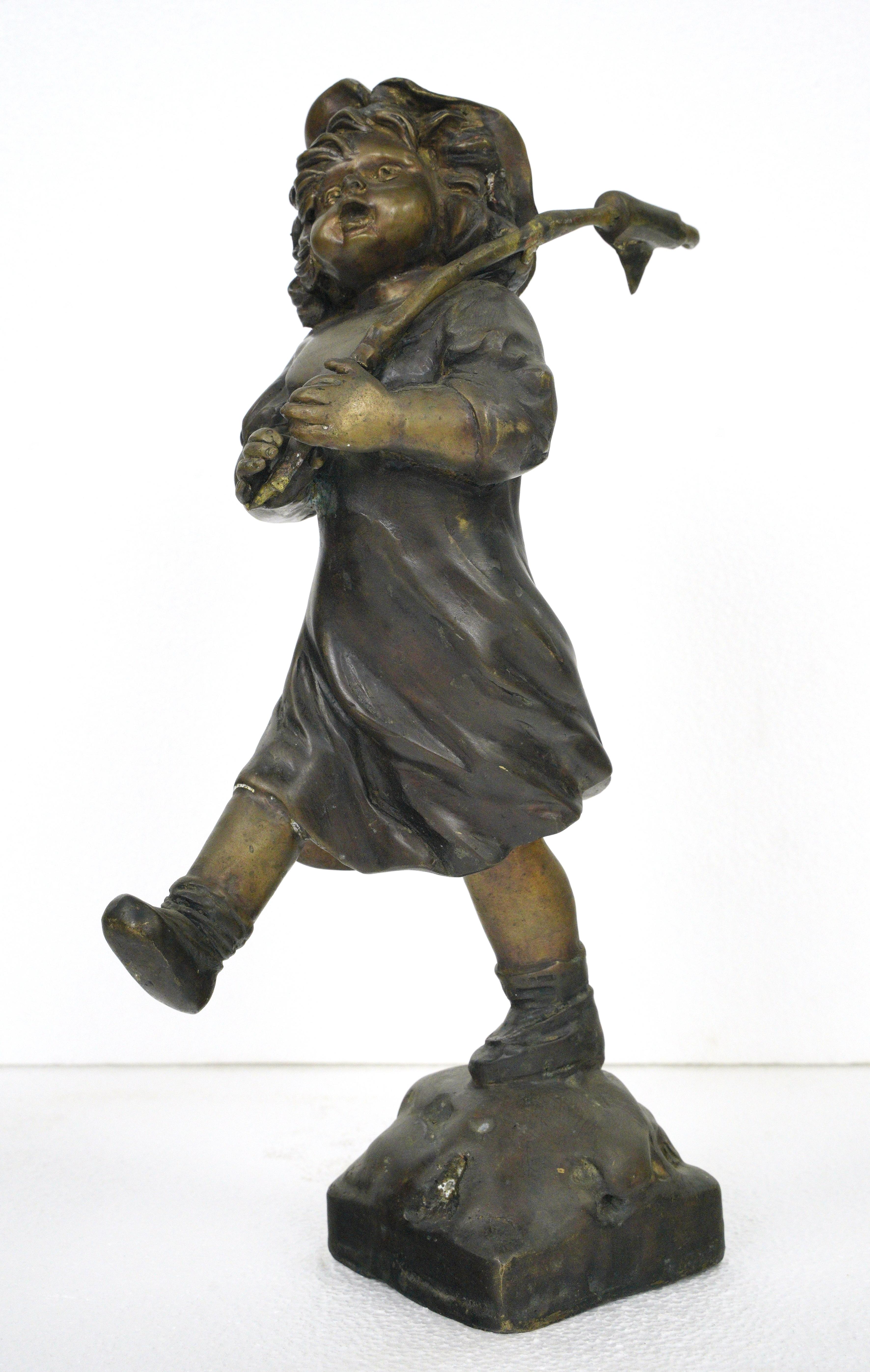 Marching Girl aus Bronzeguss mit Flaggenstatue im Angebot 2