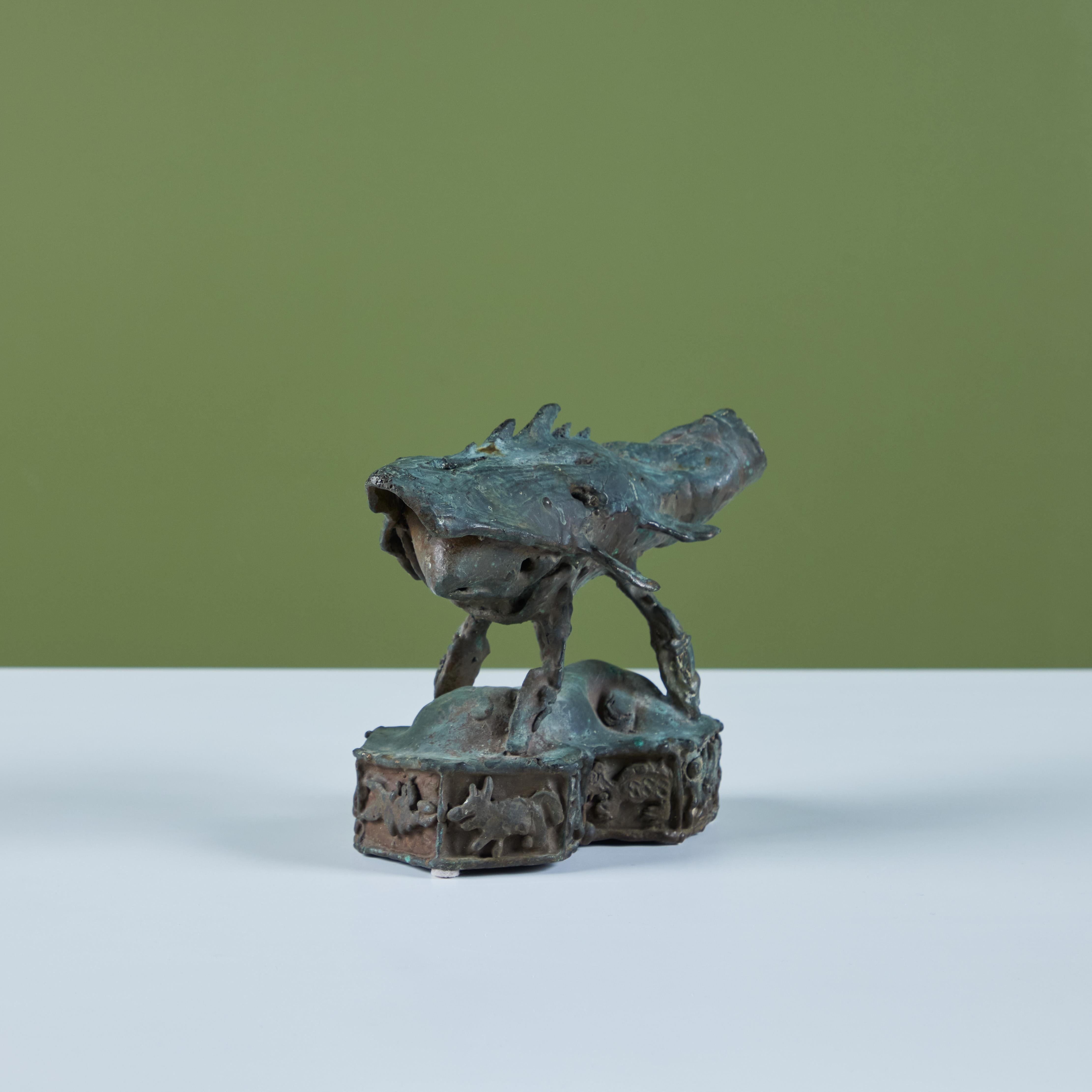 Scultura in bronzo fuso 'Megalodon' di J. Dale M'Hall in vendita 3