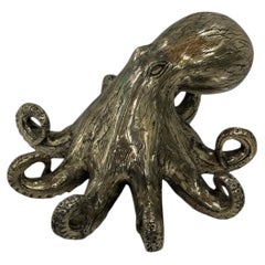 Cast Bronze Octopus Sculpture — Fluid Marine Form with Textural Patina