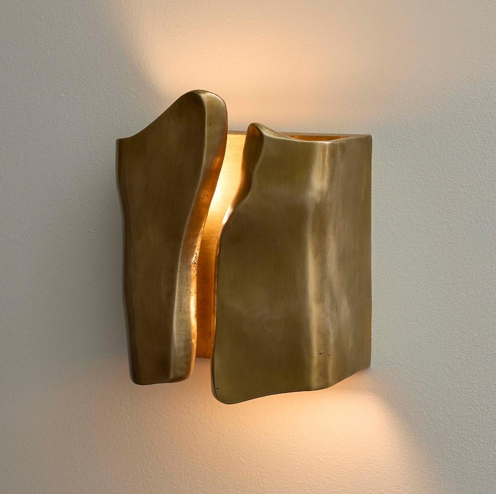 Art Nouveau Sconcezza in bronzo fuso, finitura Brasa, Collectional de Bronce in vendita