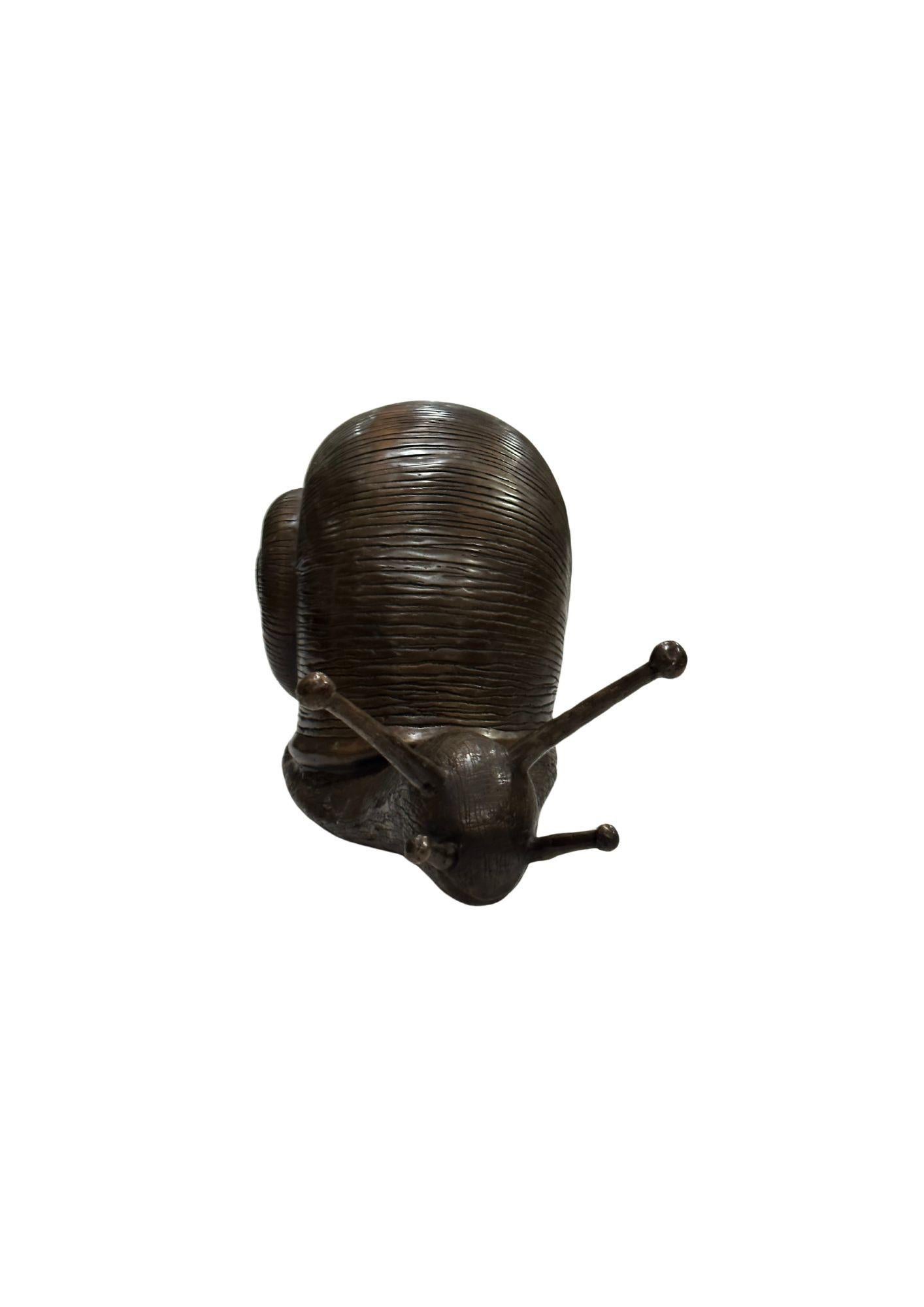 Calco Scultura di lumaca in bronzo fuso in vendita