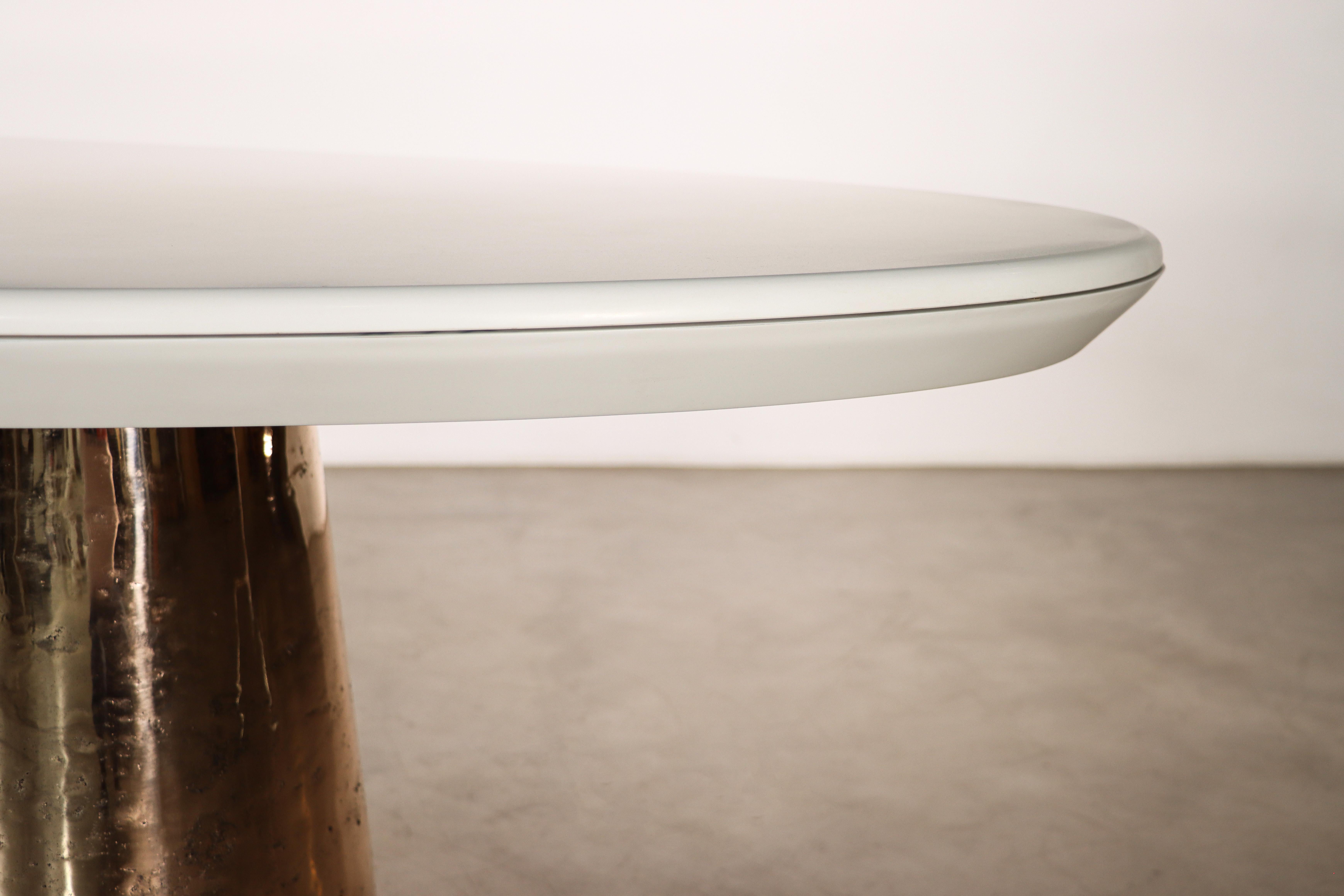 Cast Bronze & Lacquered Twin-Pedestal Oval Dining Table with Quartz Top, Benone For Sale 5