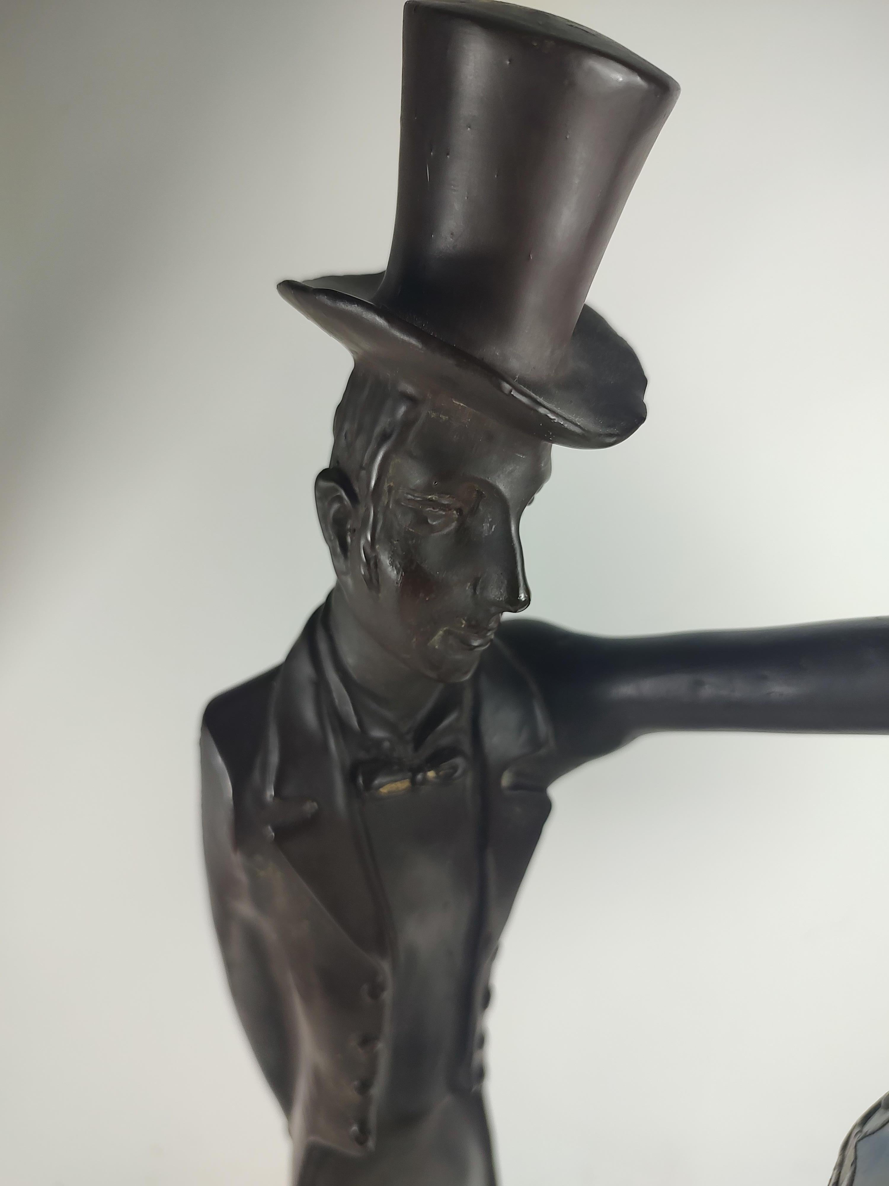 Cast Bronze Tall Man Top Hat & Cane on Marble Base with Leaded Glass Shade 20thC For Sale 7