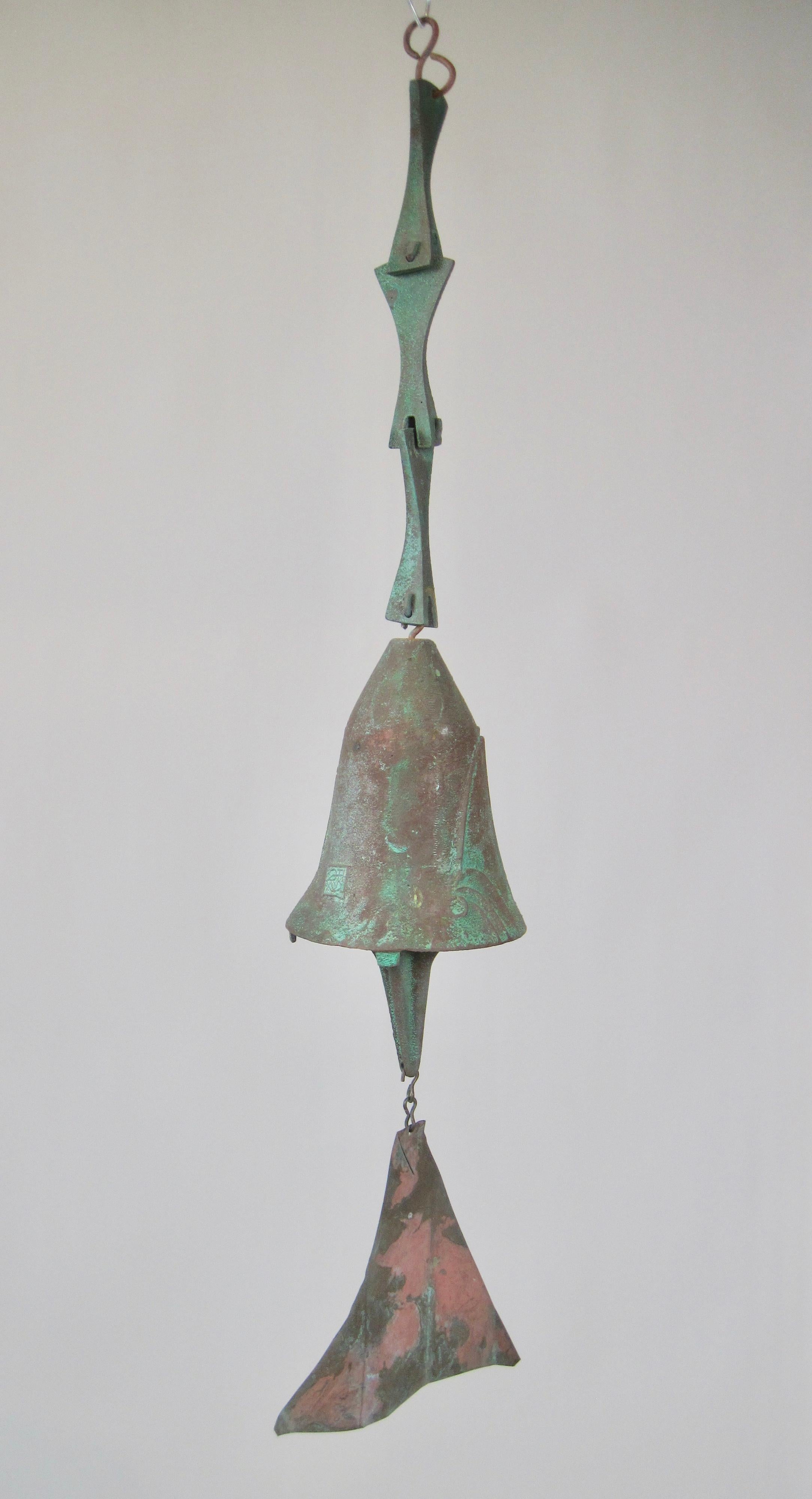 Campana de viento de bronce fundido de Paolo Soleri 1