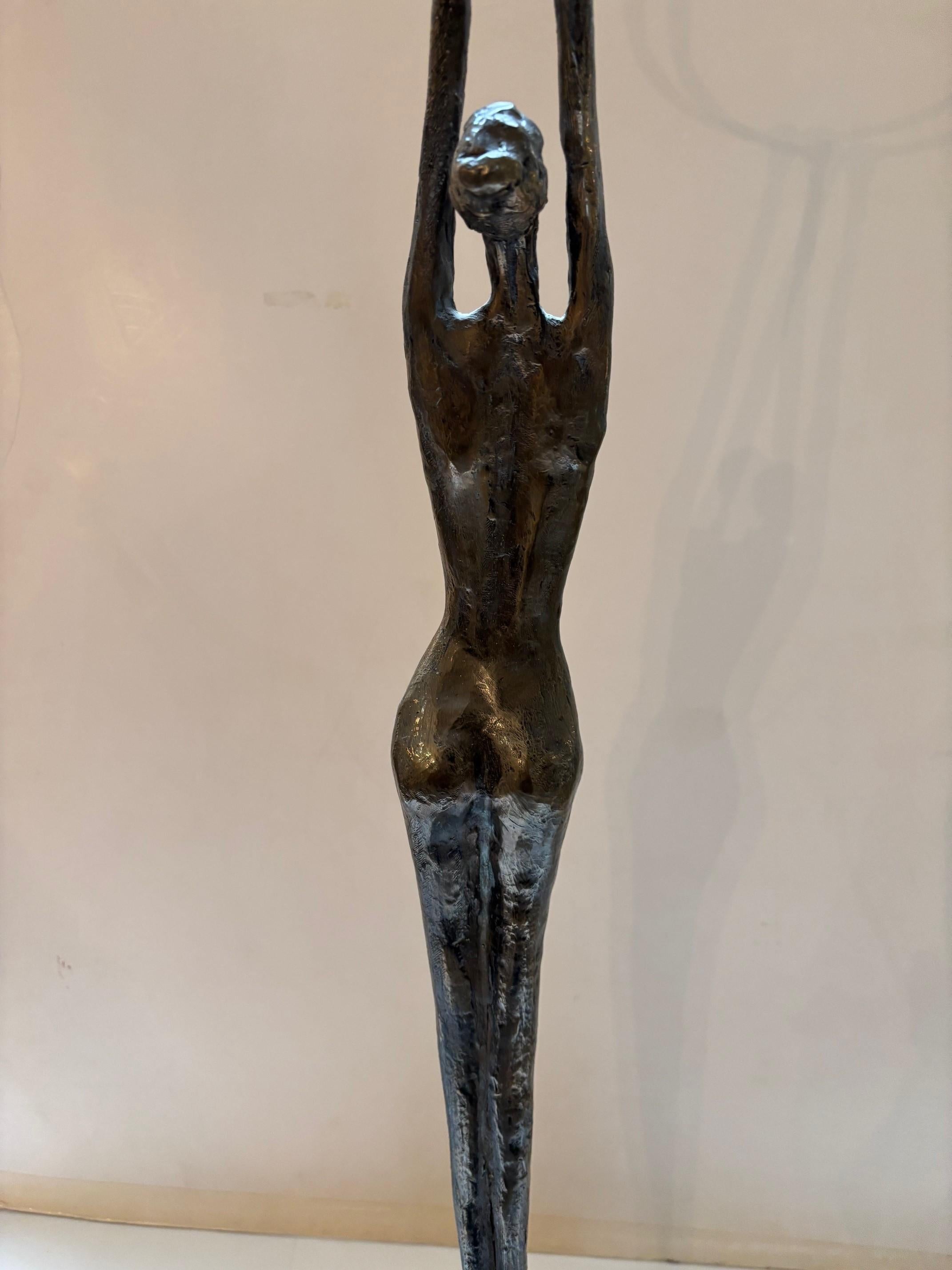 Escultura de Bronce Diosa Etérea Fundida en Silicio por Virgil Villers en venta 4